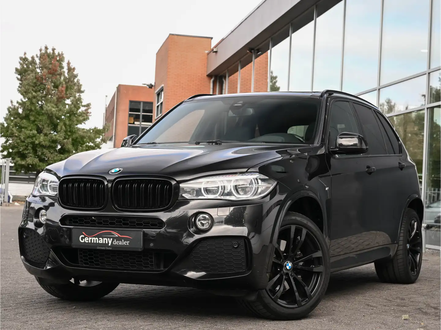 BMW X5 xDrive40d 313pk High Executive M-Sport Pano Head-U Noir - 1