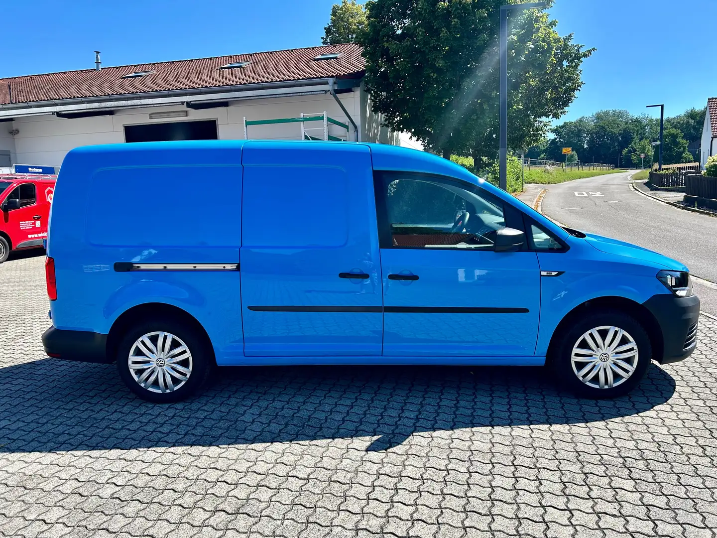 Volkswagen Caddy Maxi Kasten BMT*1 Hand*AHK*PDC* Blau - 2