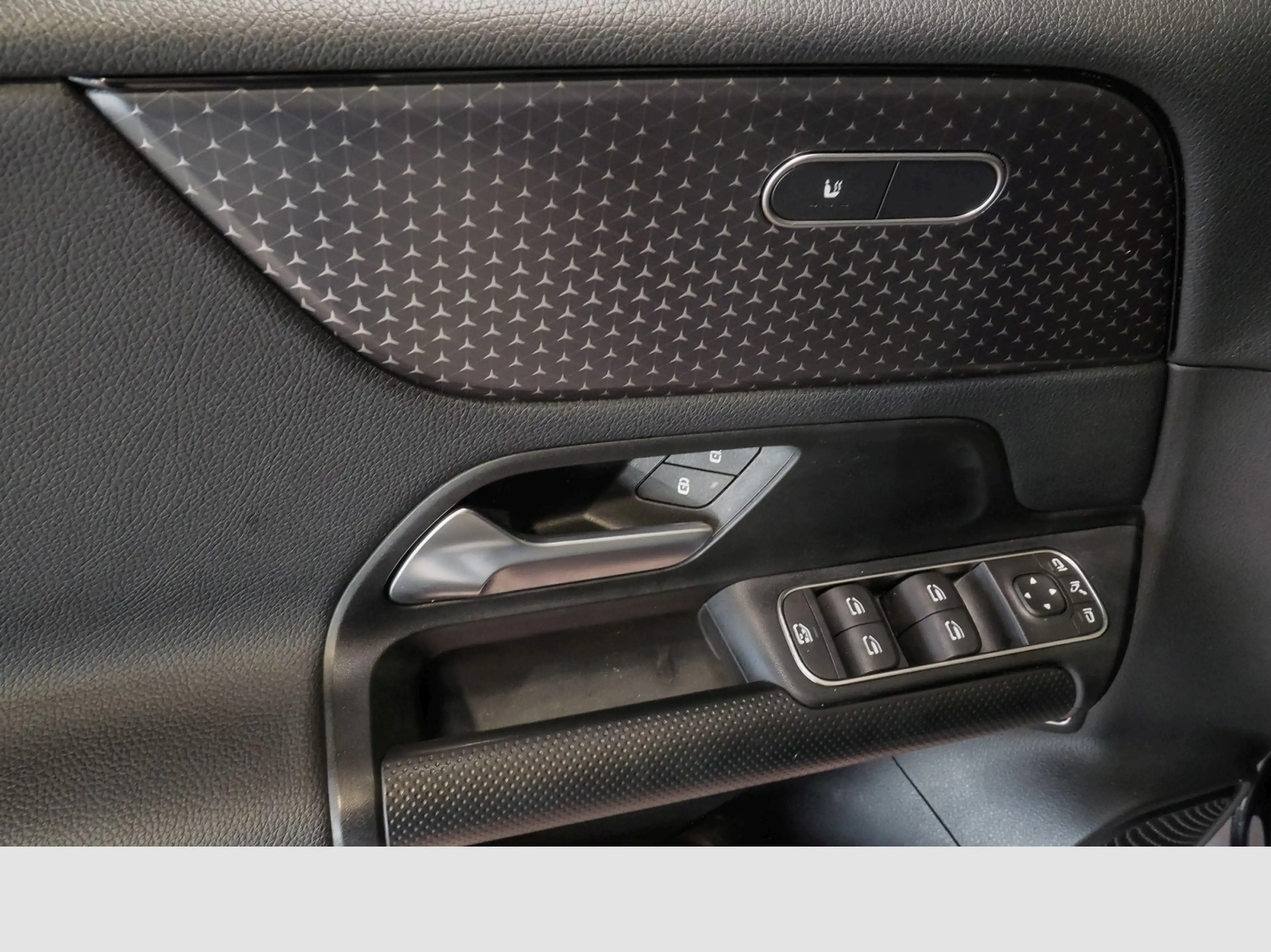Mercedes-Benz B 200 B-CLASS D (247.012) B 200 D — photo 14