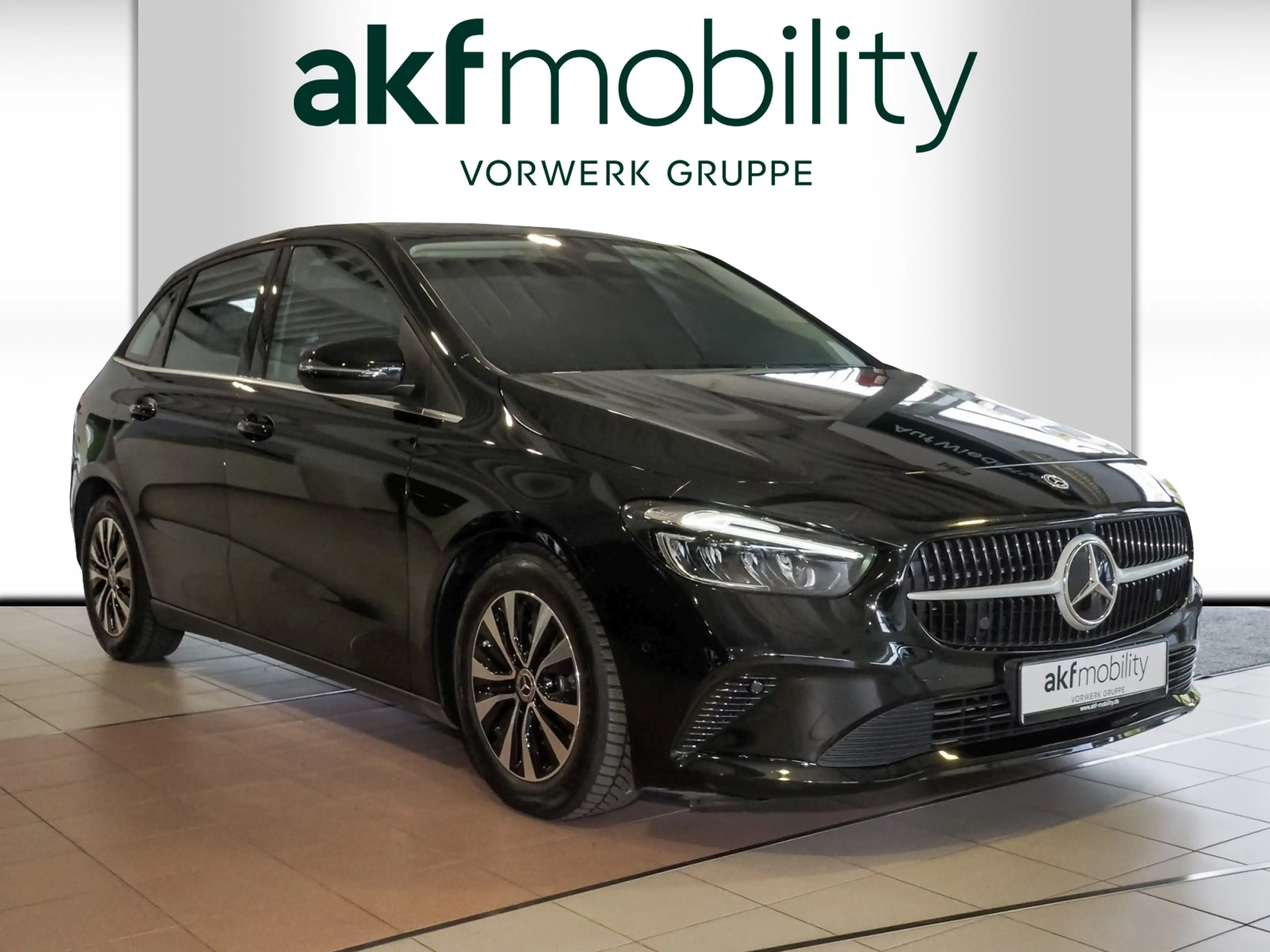 Mercedes-Benz B 200 B-CLASS D (247.012) B 200 D — photo 2