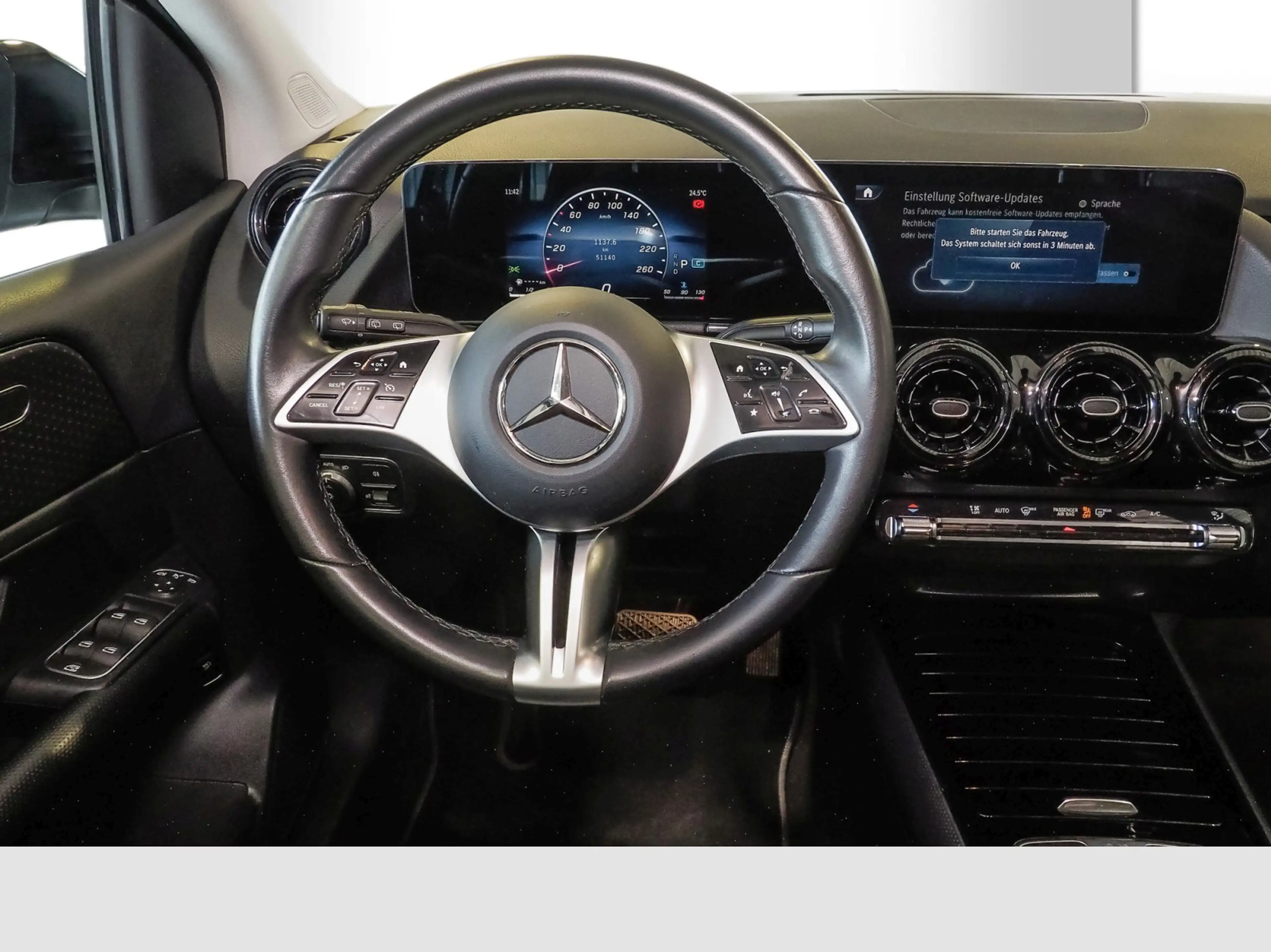 Mercedes-Benz B 200 B-CLASS D (247.012) B 200 D — photo 12