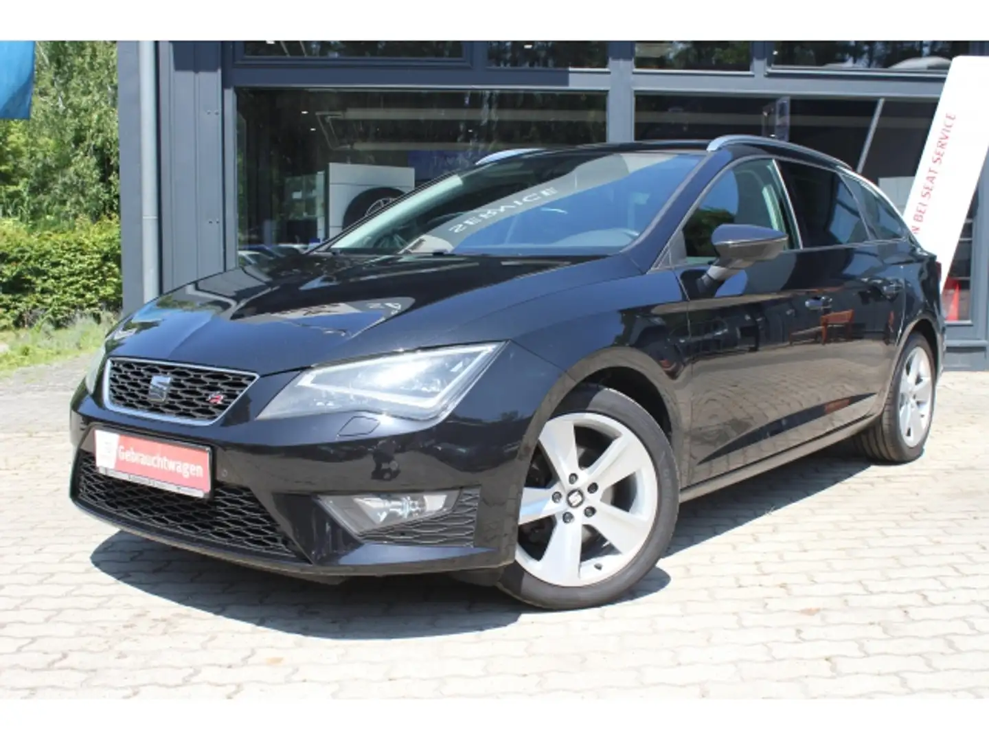 SEAT Leon Leon Sportstourer 2.0 TDI FR LED. Navi. SHZ. PDC. Schwarz - 2