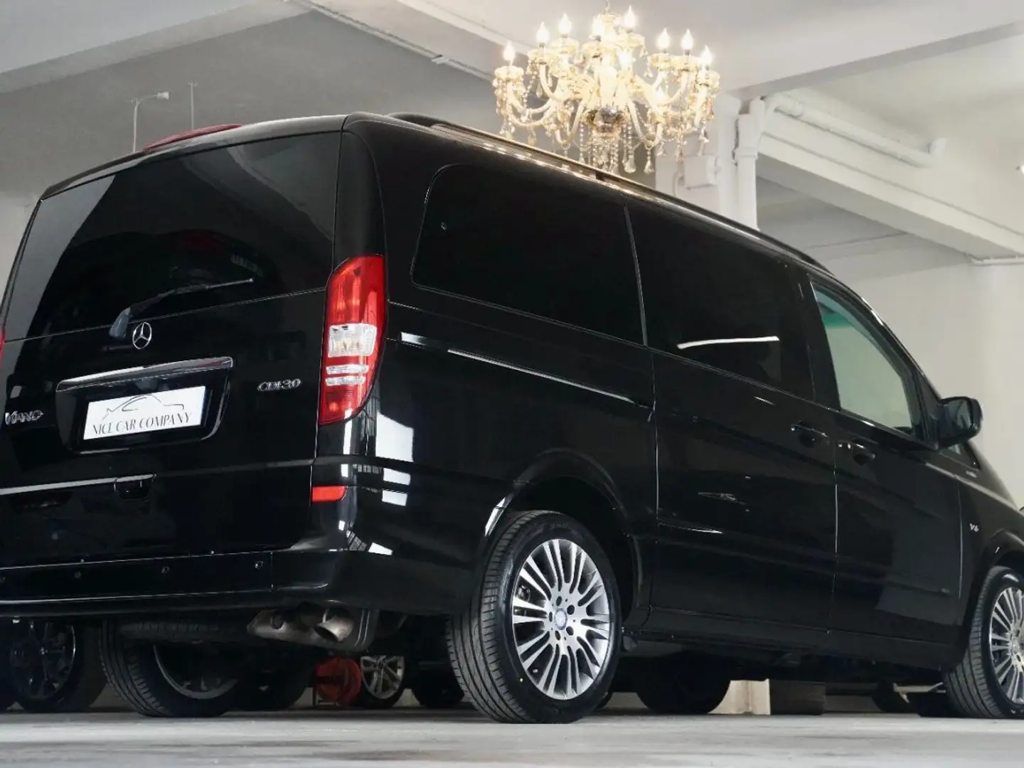 Mercedes-Benz Viano MERCEDES VIANO 3.0 CDI 8 PLACES 224 CH - 14500 KM Negro - 2