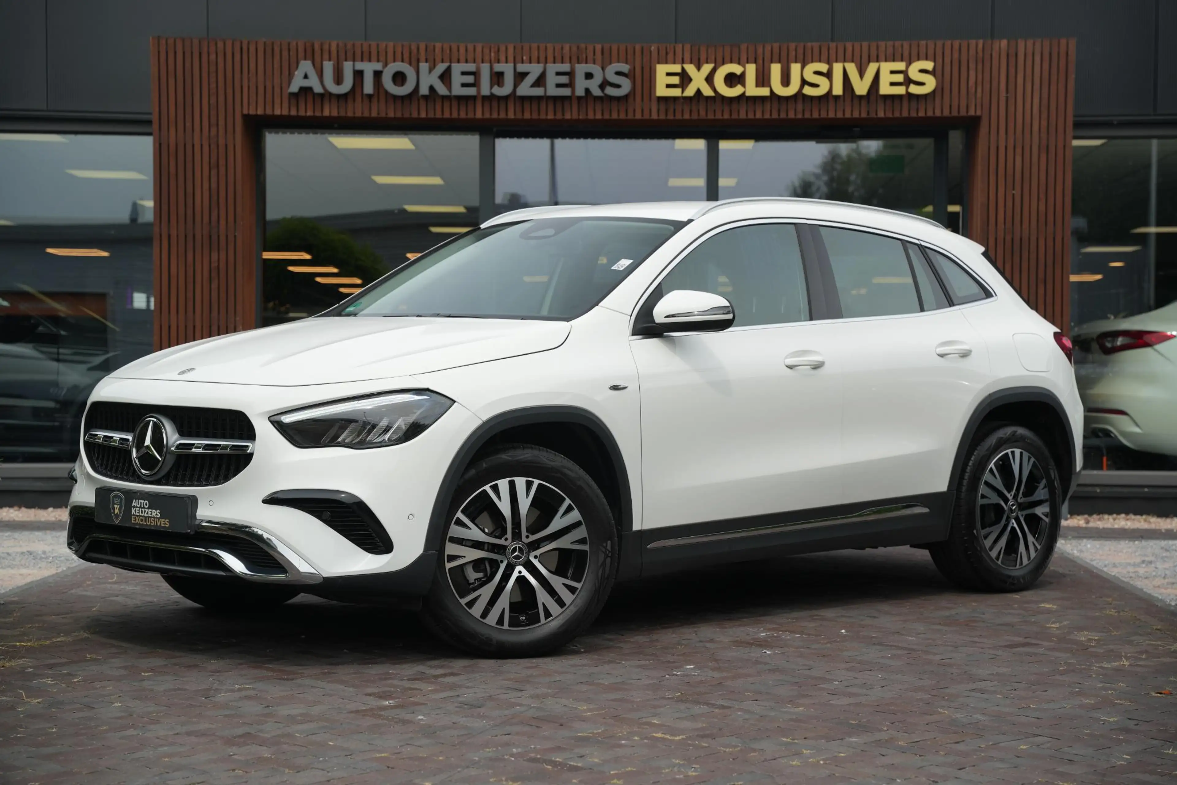 Mercedes-Benz GLA 250 e Business Solution Adapt. Cruise Stoelverw. LED D — photo 5