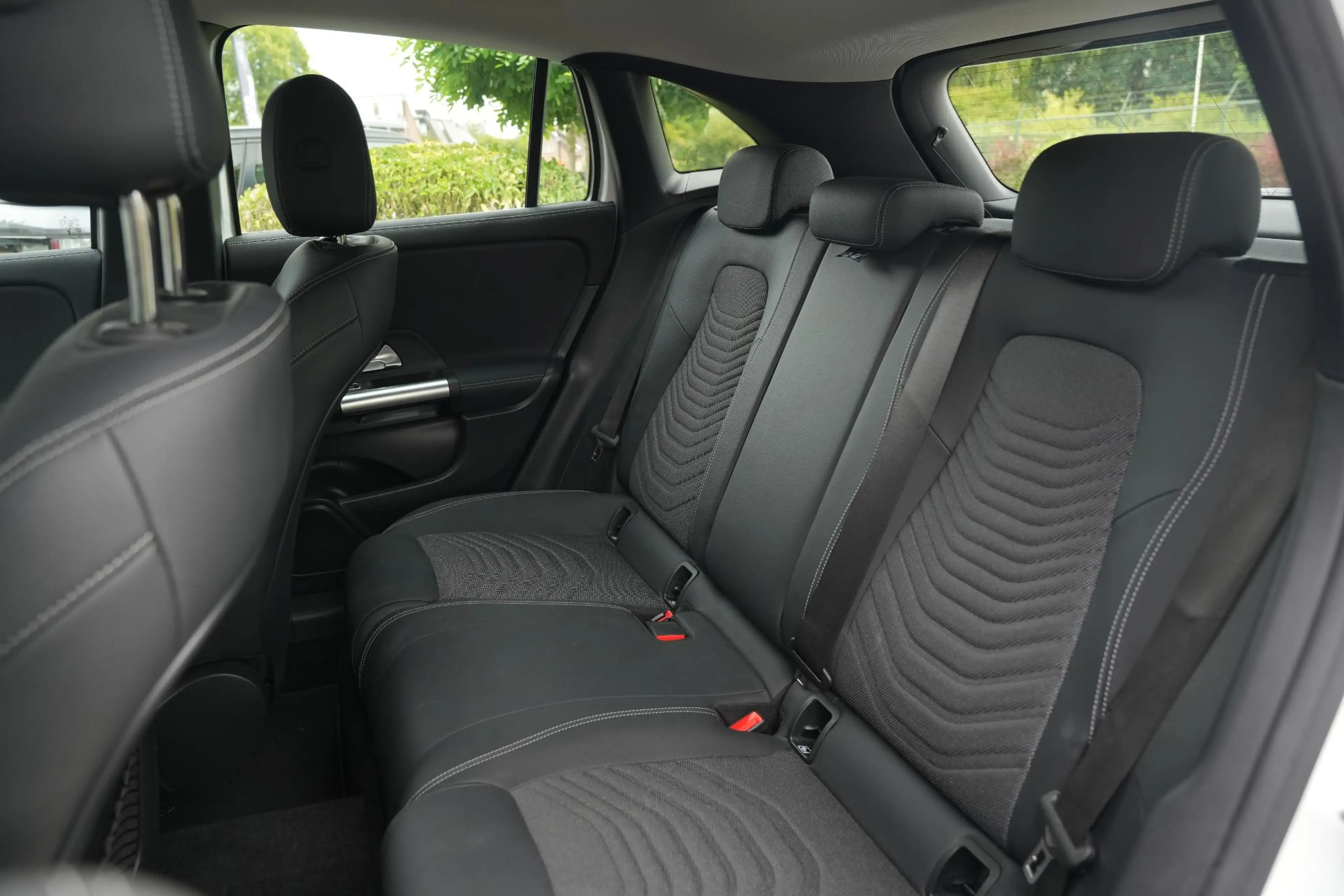 Mercedes-Benz GLA 250 e Business Solution Adapt. Cruise Stoelverw. LED D — photo 6
