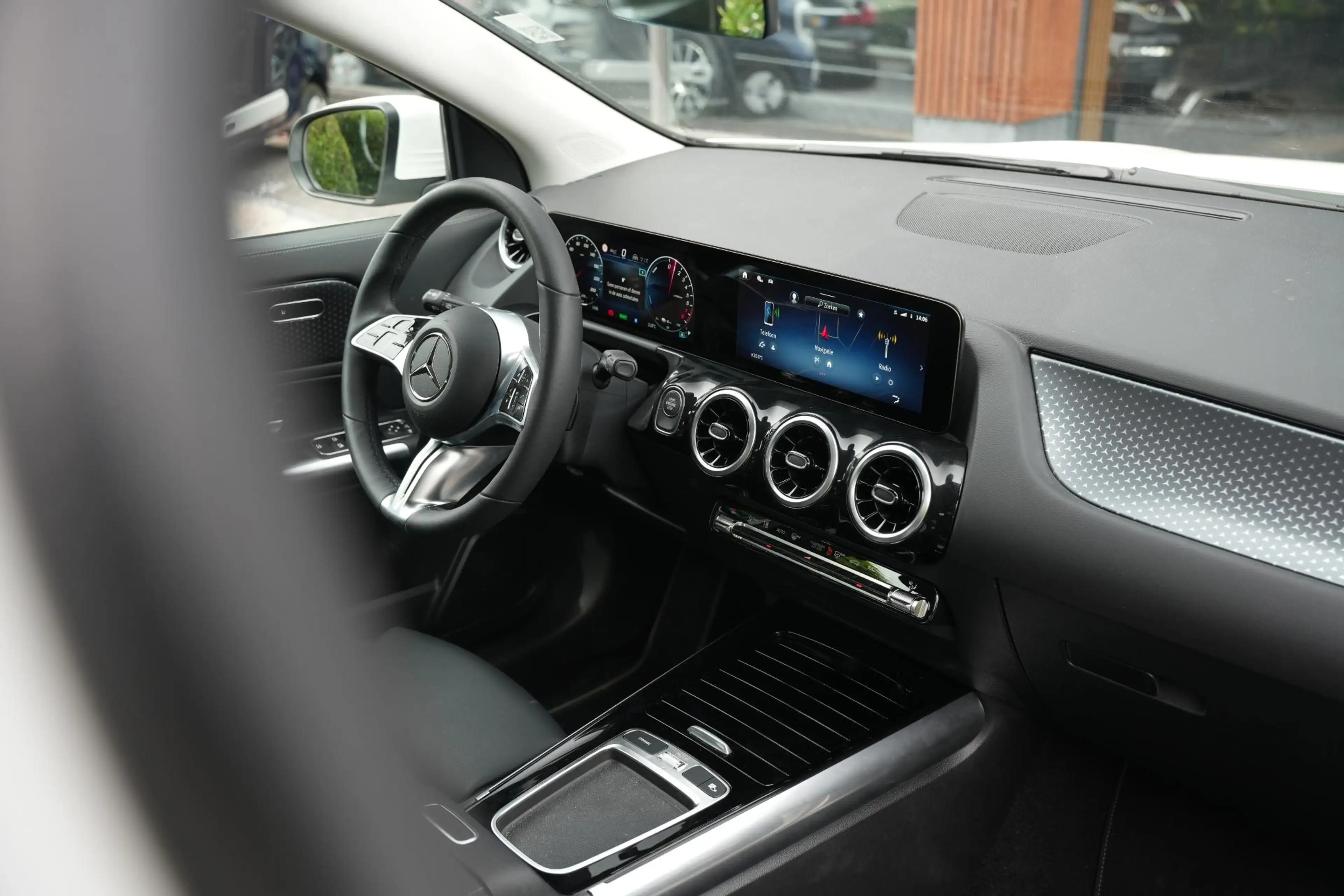 Mercedes-Benz GLA 250 e Business Solution Adapt. Cruise Stoelverw. LED D — photo 10
