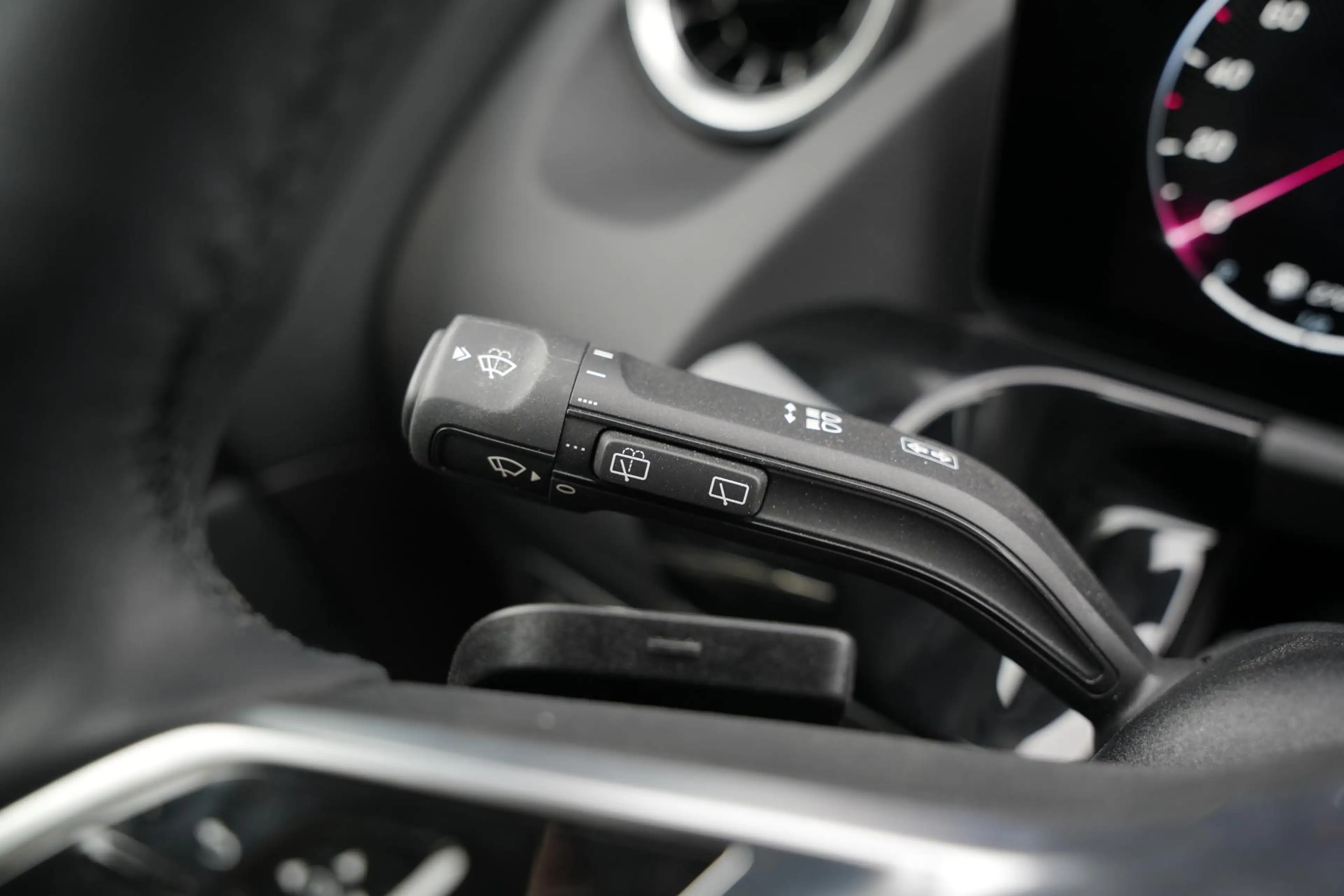 Mercedes-Benz GLA 250 e Business Solution Adapt. Cruise Stoelverw. LED D — photo 33