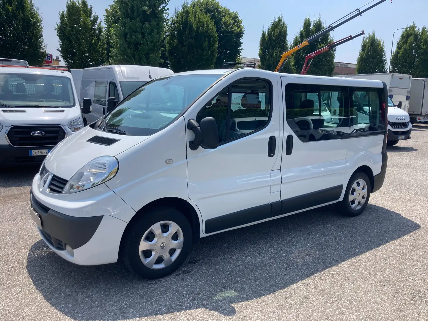 Renault Trafic DCI - TRASPORTO DISABILI Bianco - 2