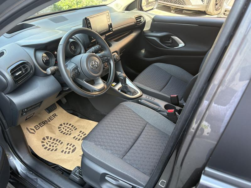Toyota Yaris IV — photo 15