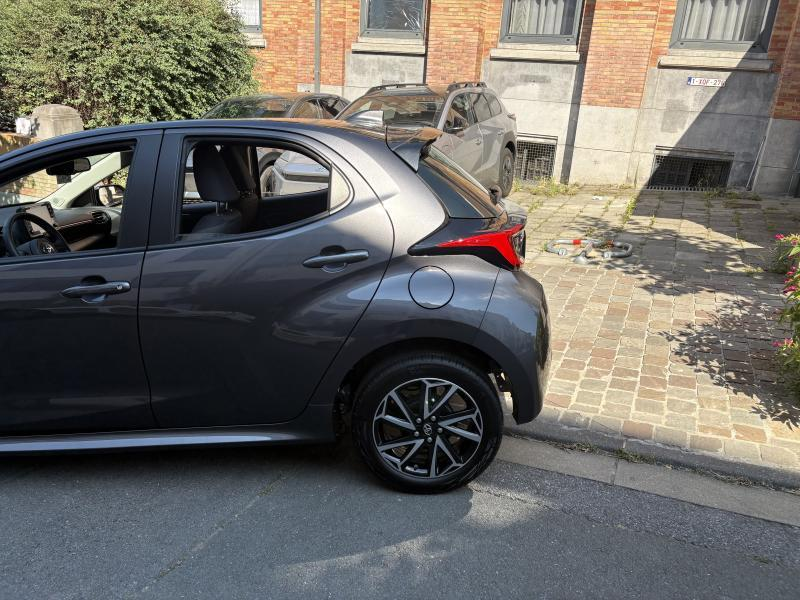 Toyota Yaris IV — photo 11