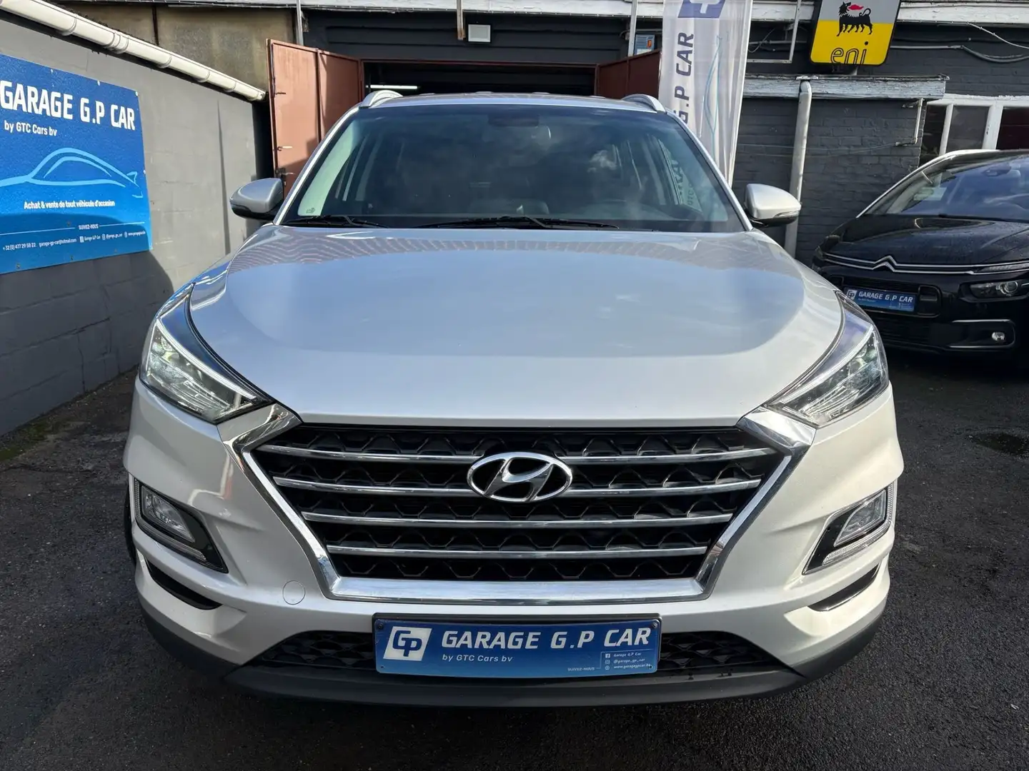 Hyundai TUCSON 1.6 GDi 2WD Premium ISG Grijs - 2