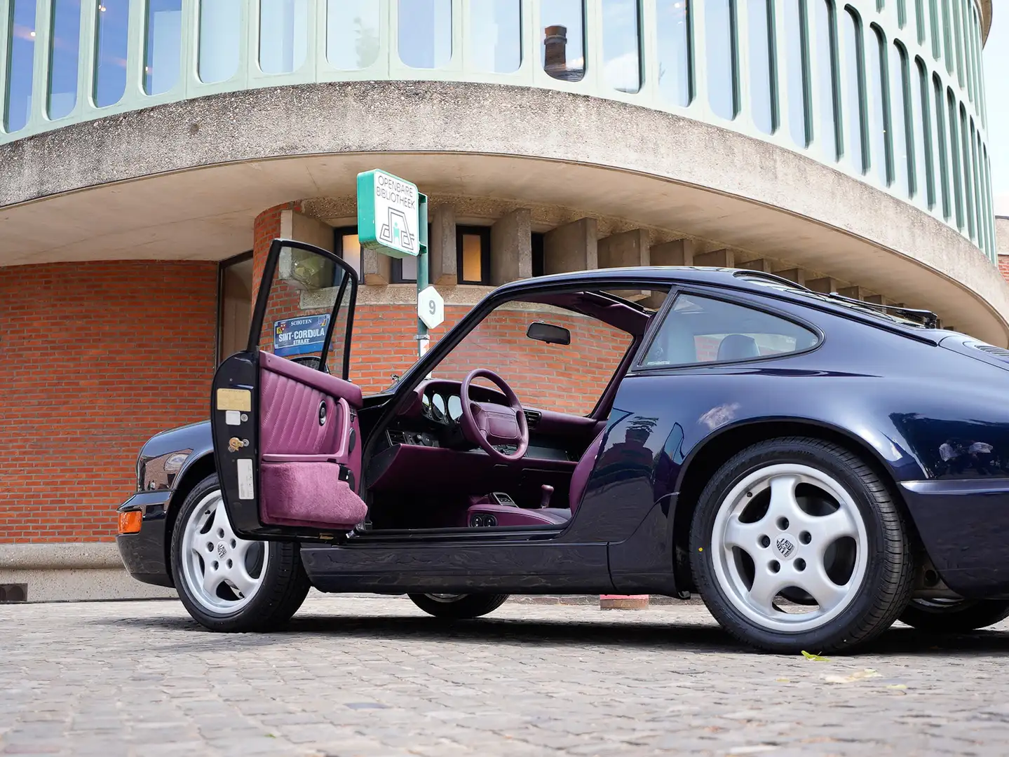 Porsche 964 Carrera 2 / manual / model 1993 Blu/Azzurro - 1