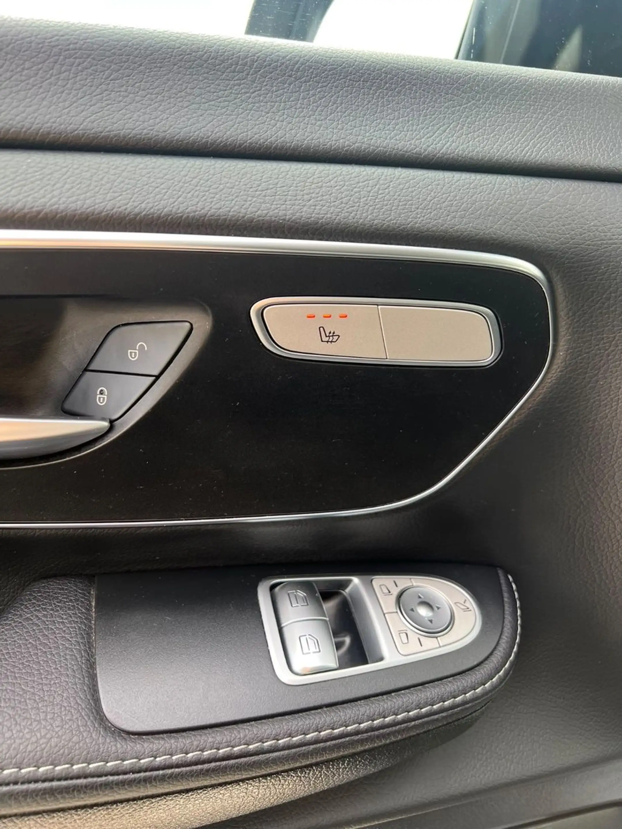 Mercedes-Benz V 250 LANG 9G AMG-LINE EDITION 360° EL.TÜREN LED — photo 15
