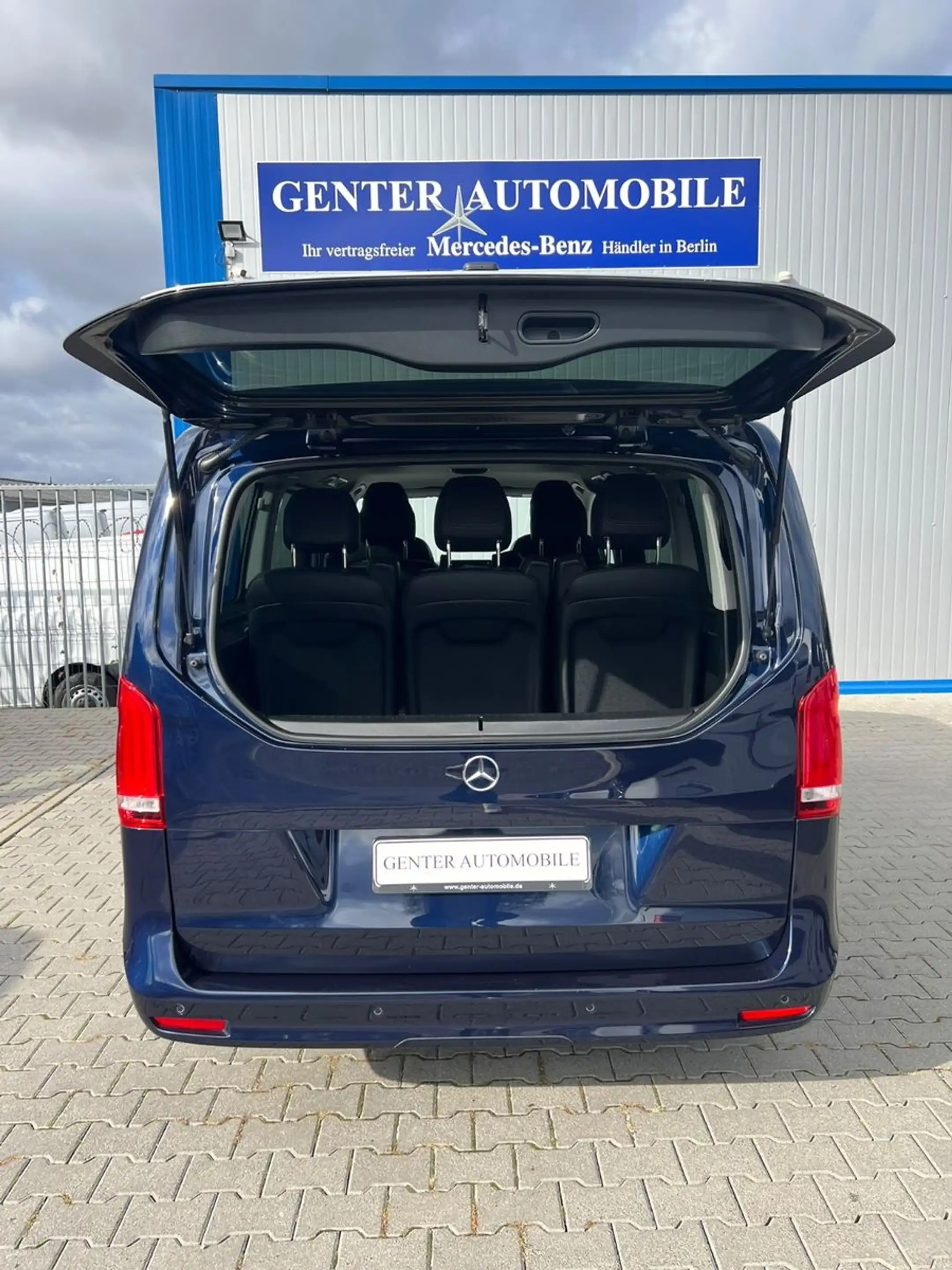 Mercedes-Benz V 250 LANG 9G AMG-LINE EDITION 360° EL.TÜREN LED — photo 10