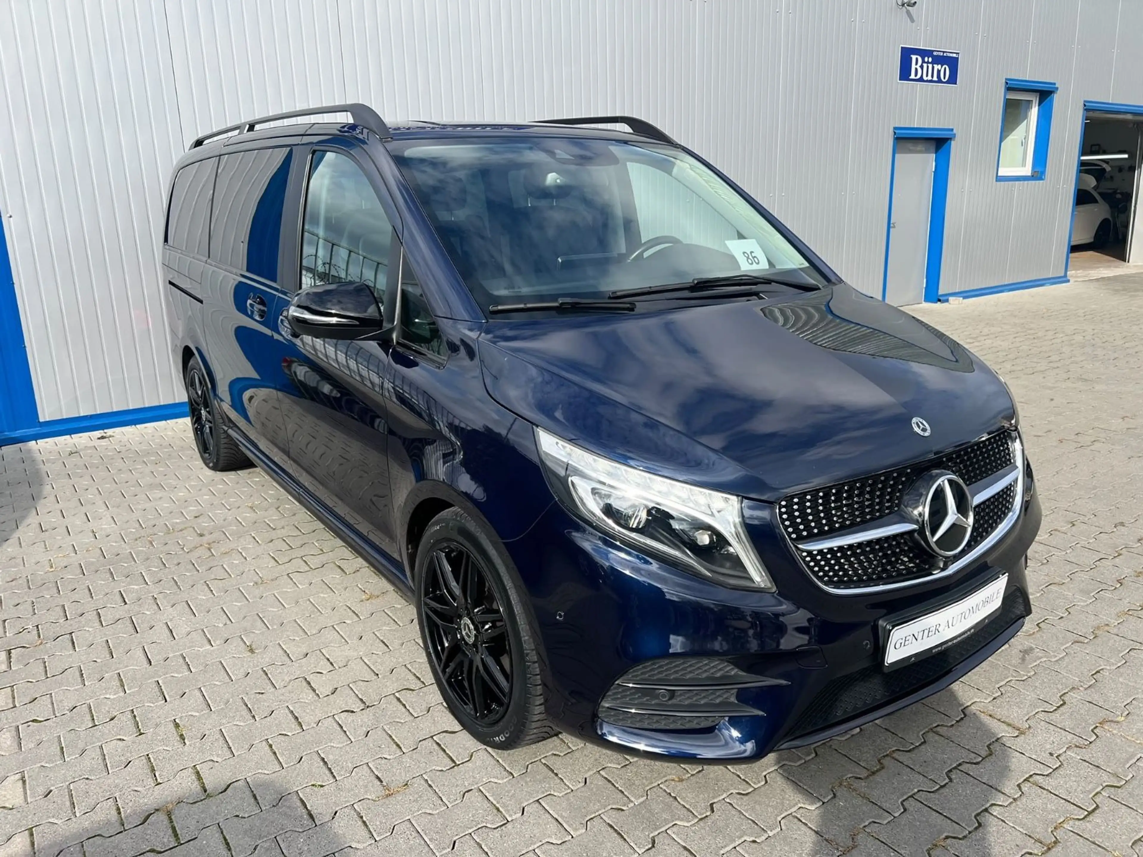 Mercedes-Benz V 250 LANG 9G AMG-LINE EDITION 360° EL.TÜREN LED — photo 3
