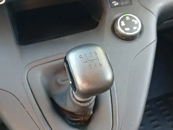 Citroën Berlingo 2024, foto 31