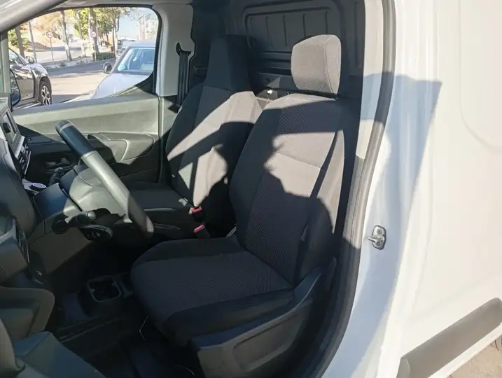 Citroën Berlingo 2024, foto 14