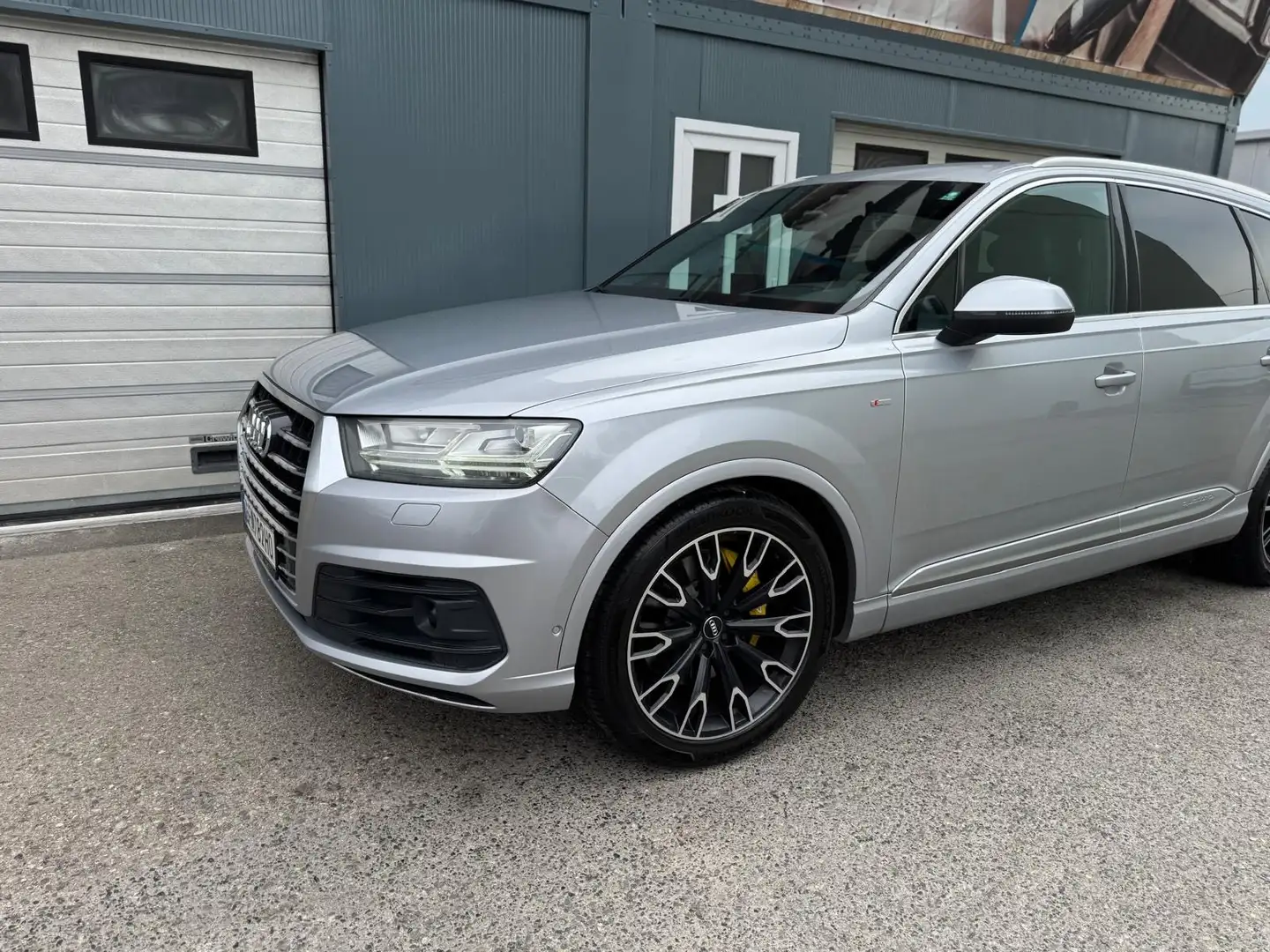Audi Q7 3,0 TDI quattro Tiptronic Silber - 2