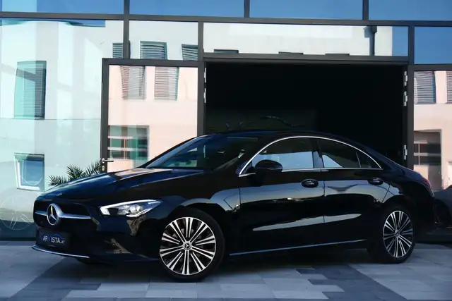 Mercedes-Benz CLA 200 Aut.  Park-Paket & Navigation