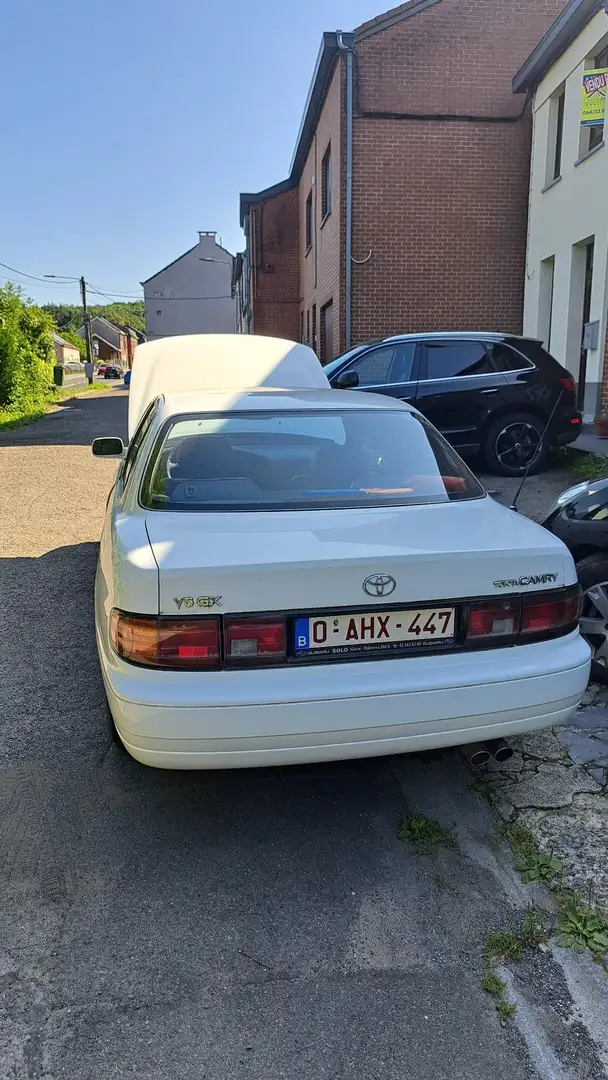 Toyota Camry 3.0 V6 GX - 1