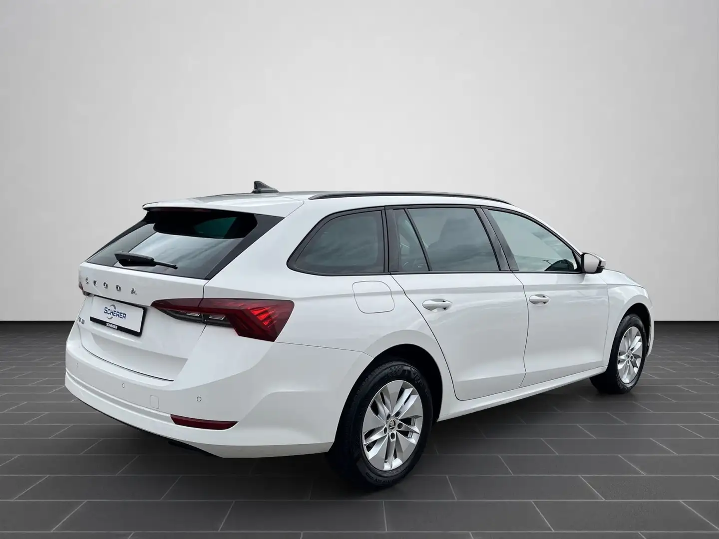 Skoda Octavia Combi 2.0 TDI Ambition NAVI/RearView/PDC Weiß - 2