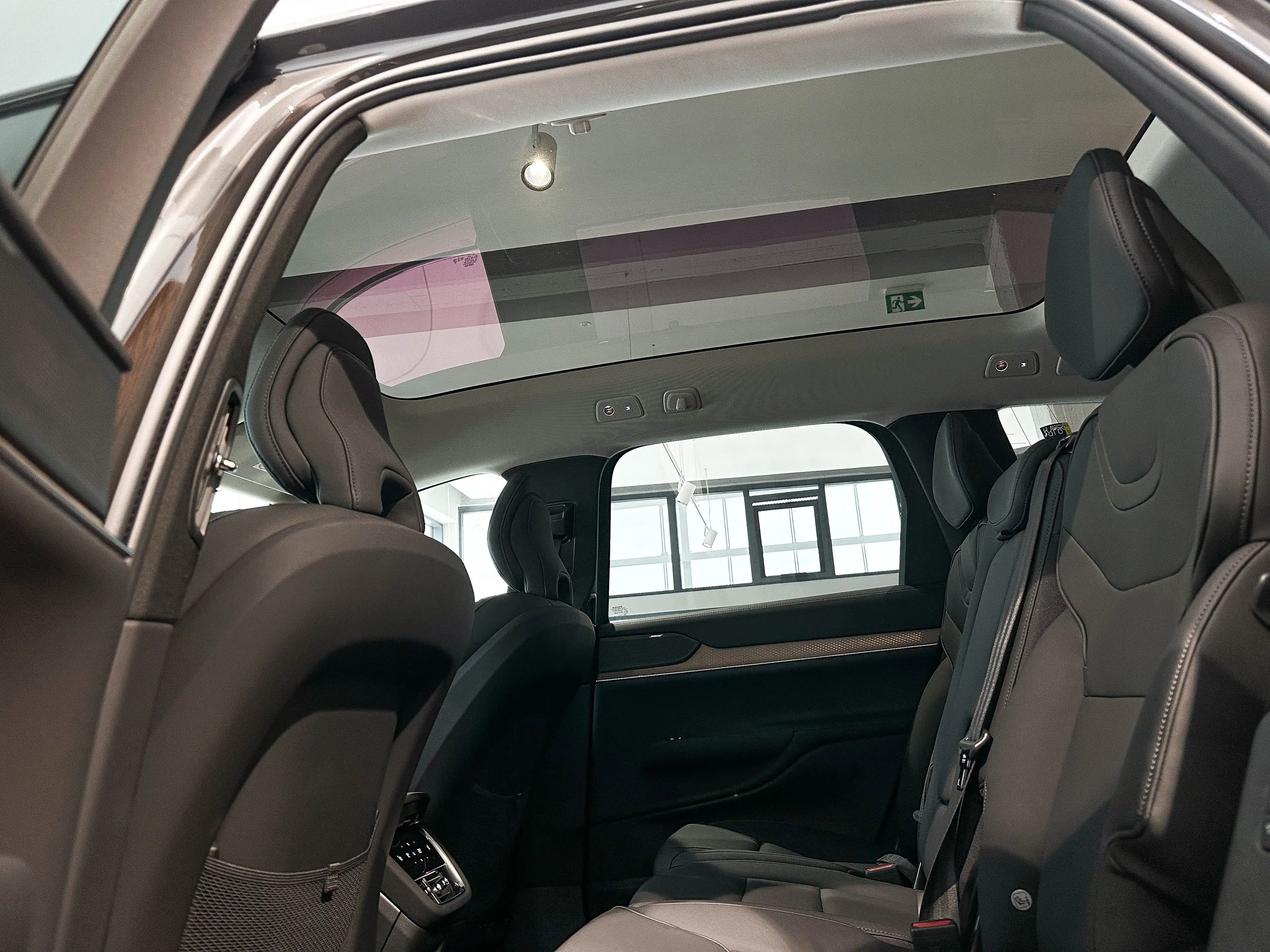 Volvo EX90 Ultra Twin Motor AWD 111kW - 7 Sitzer — photo 12