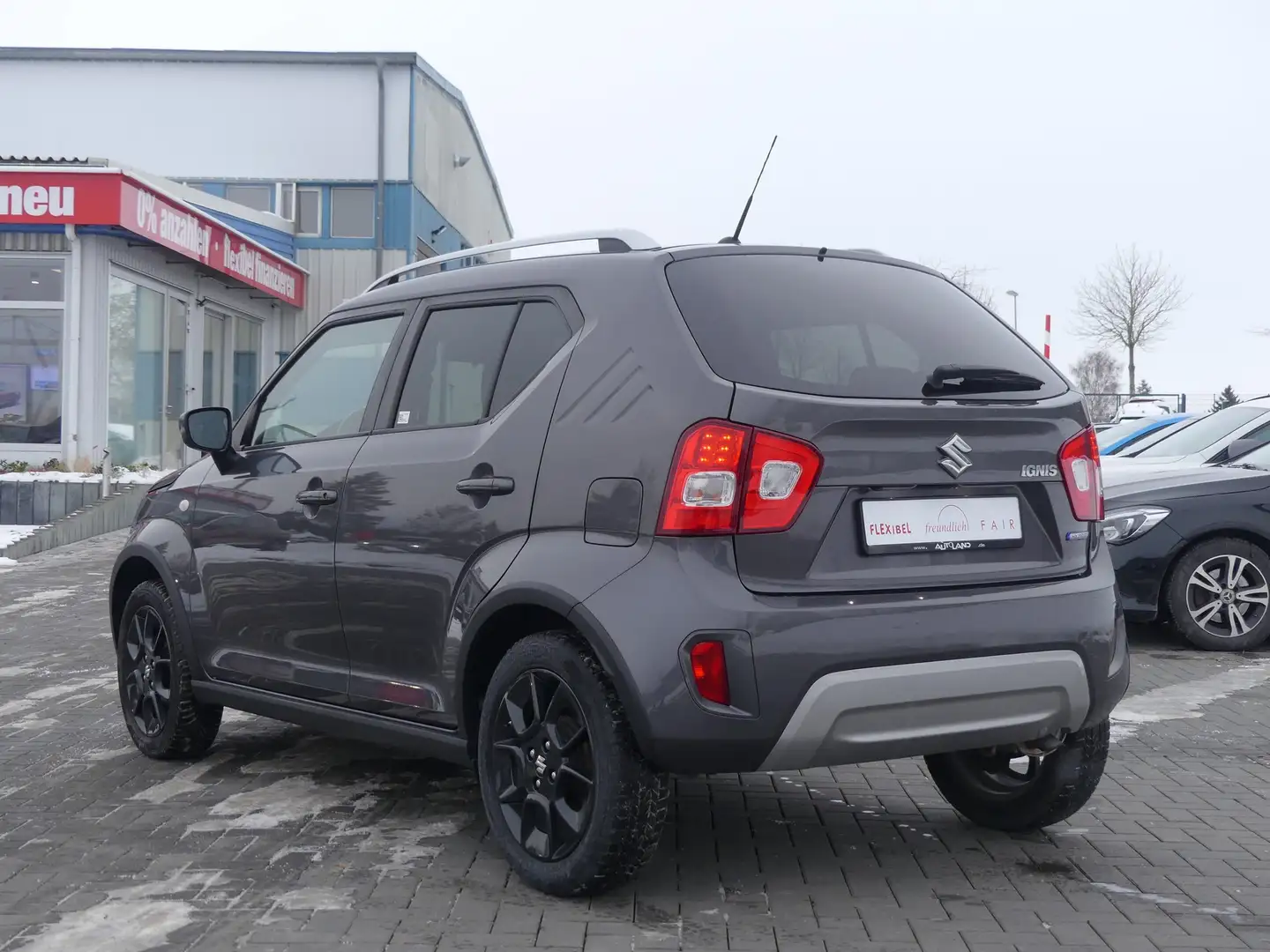 Suzuki Ignis 1.2 M-Hybrid Comfort DAB Bi-Xenon Kamera Grau - 2