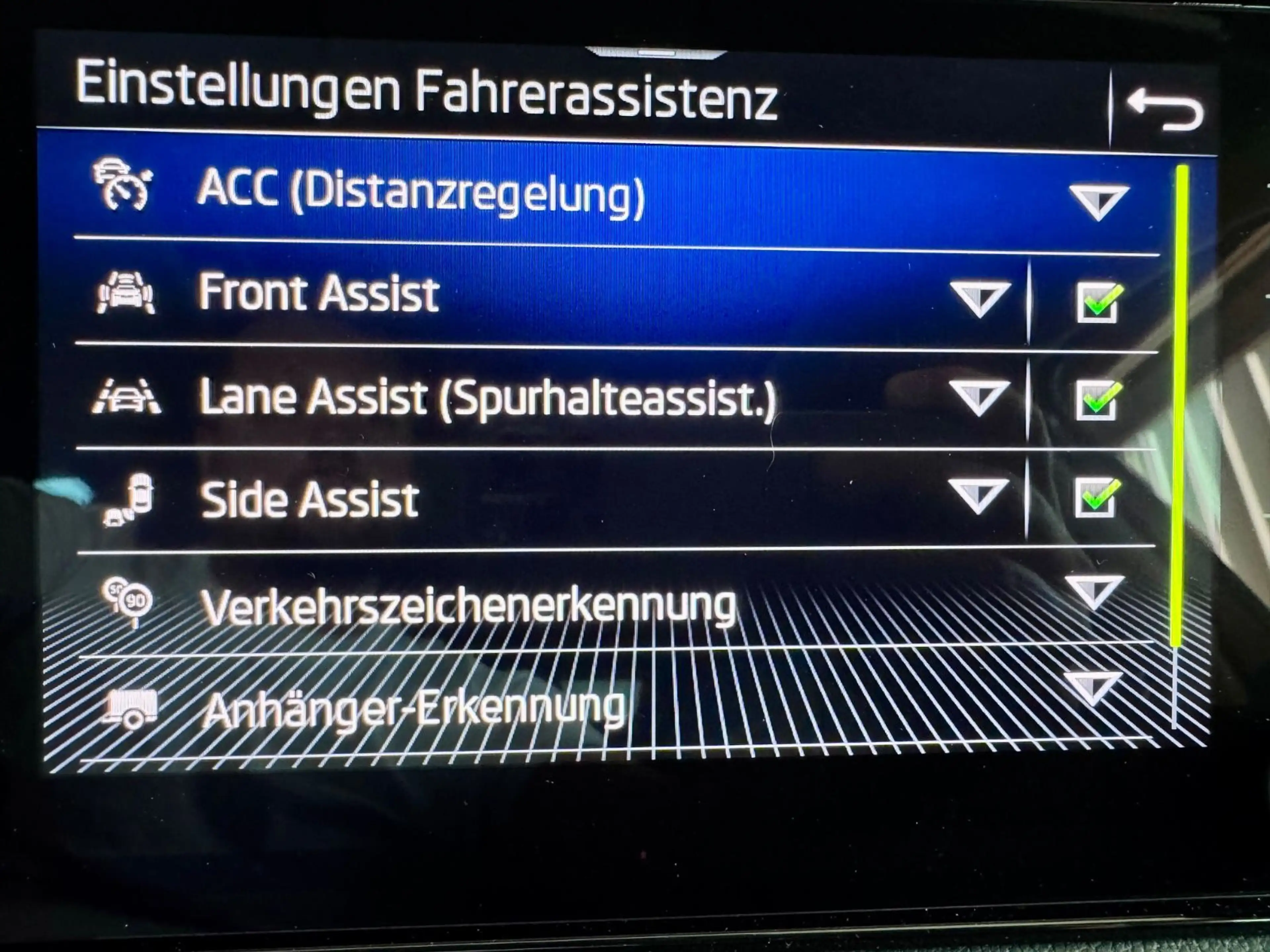 Skoda Kodiaq 2.0TFSI L&K 7 Sitze 4x4 Pano AHK ACC 360° — photo 14