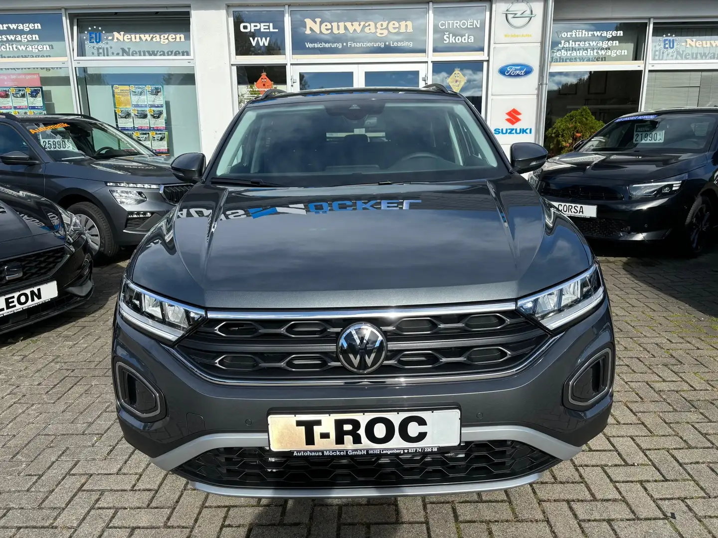 Volkswagen T-Roc 1.5 TSI Life 7-Gang DSG Grigio - 2