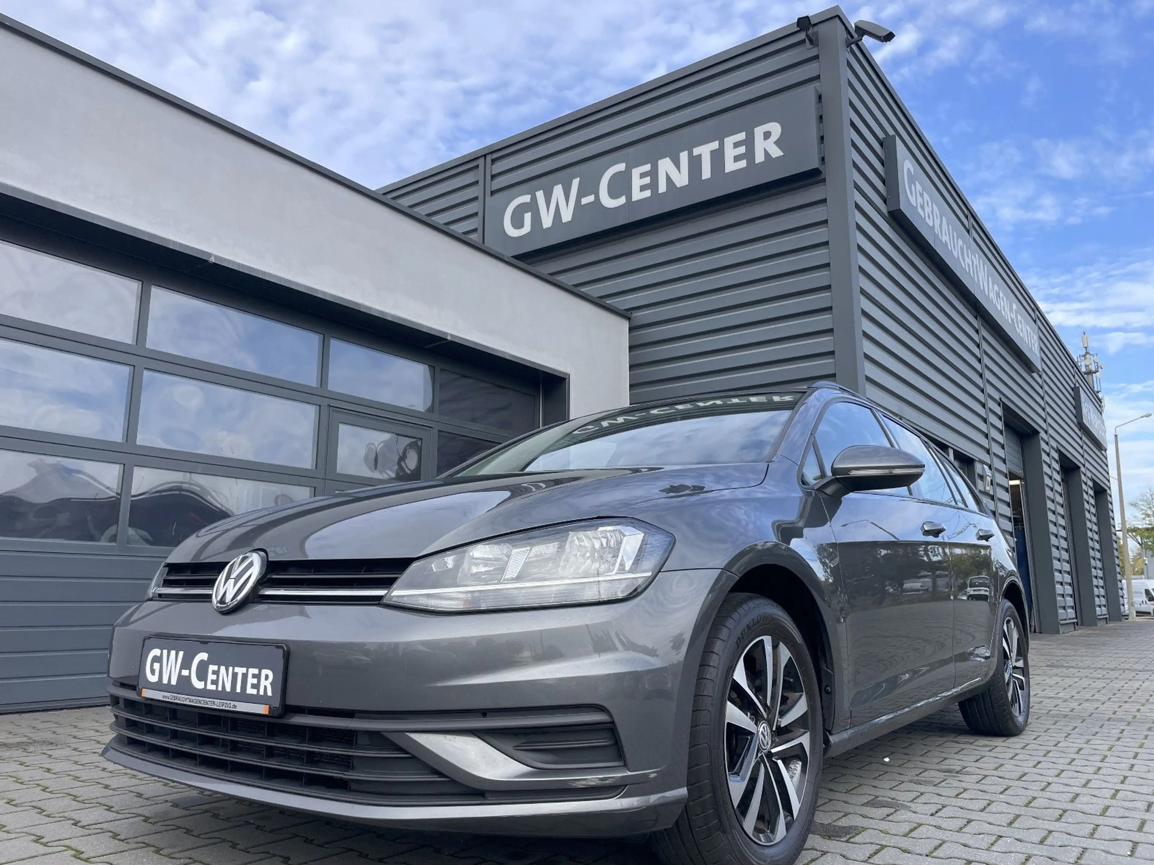 Volkswagen Golf VII Variant Trendline BMT Navigation / LMF
