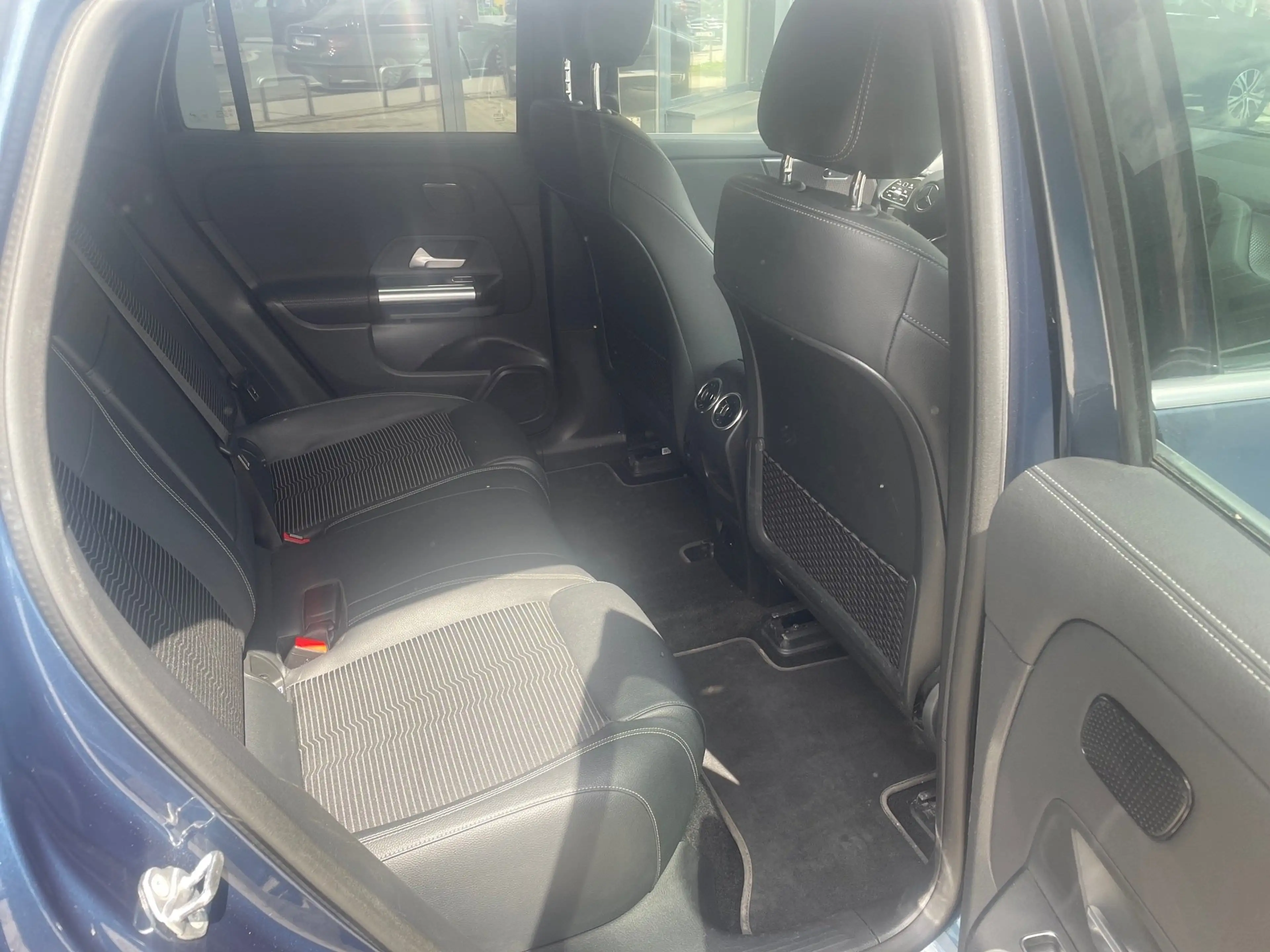 Mercedes-Benz EQA 250 Progressive Line KeyLess ParkAss. SHZ — photo 10