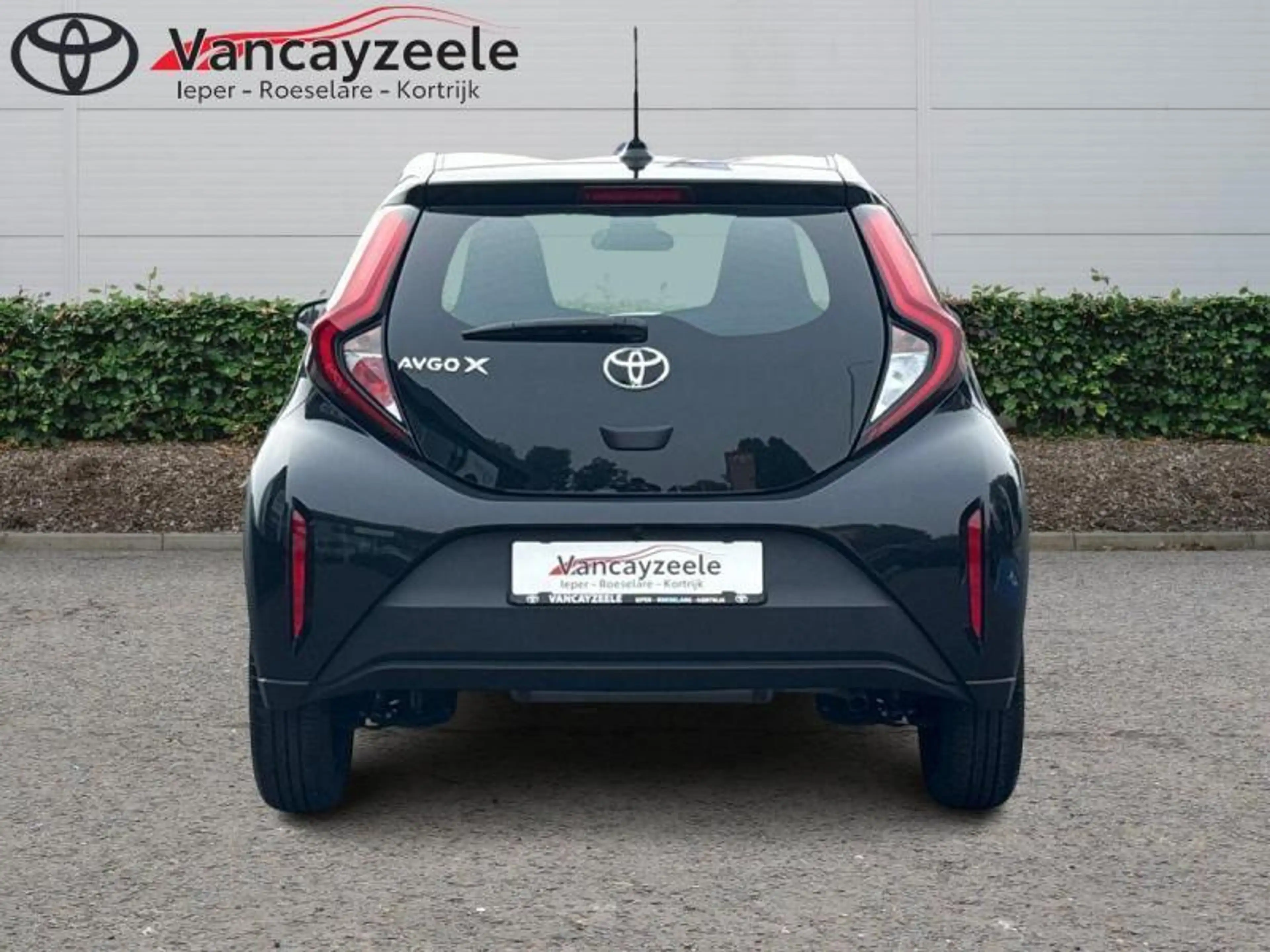 Toyota Aygo X play+camera+dab+carplay+androidauto — photo 4