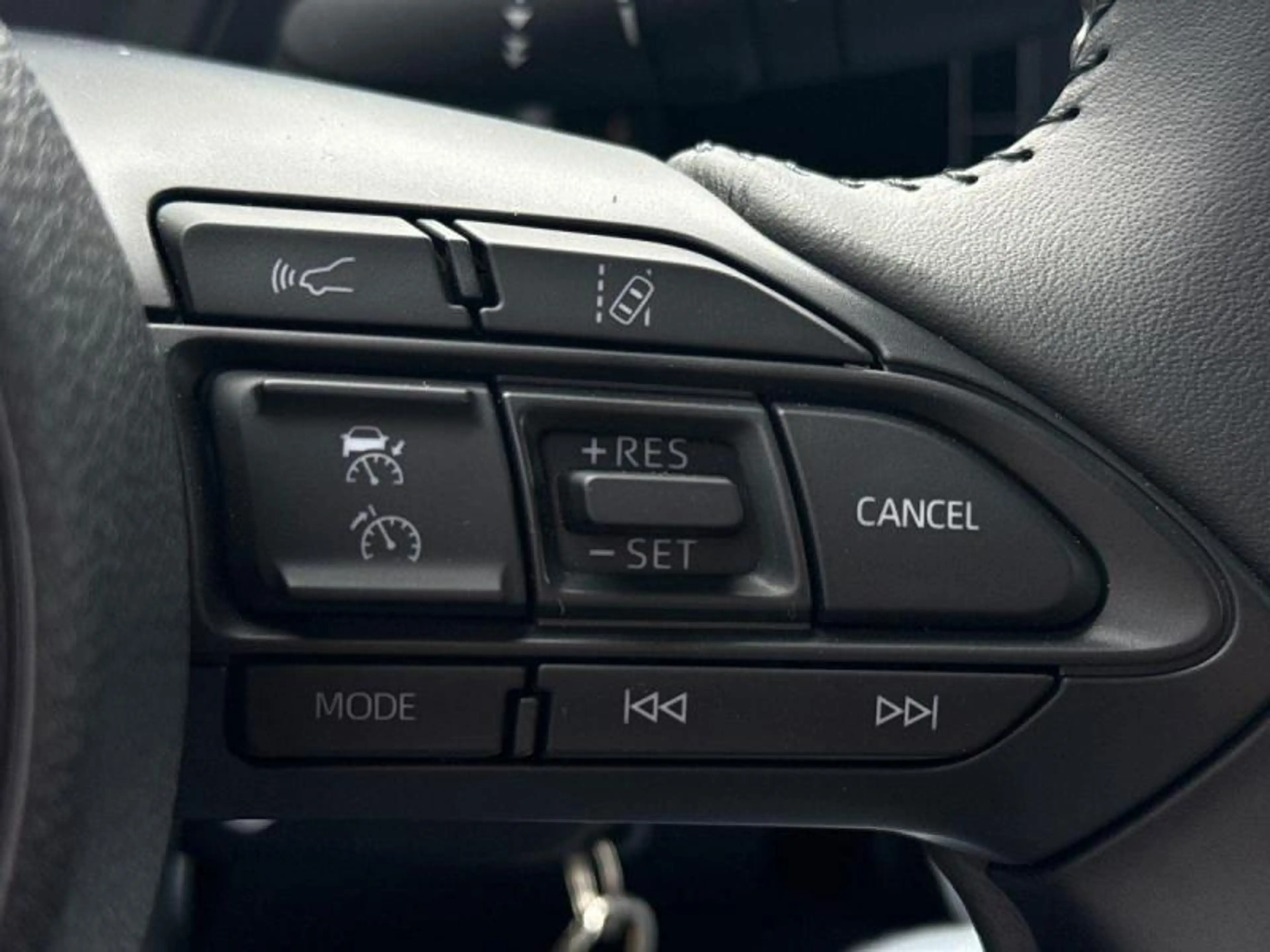 Toyota Aygo X play+camera+dab+carplay+androidauto — photo 15