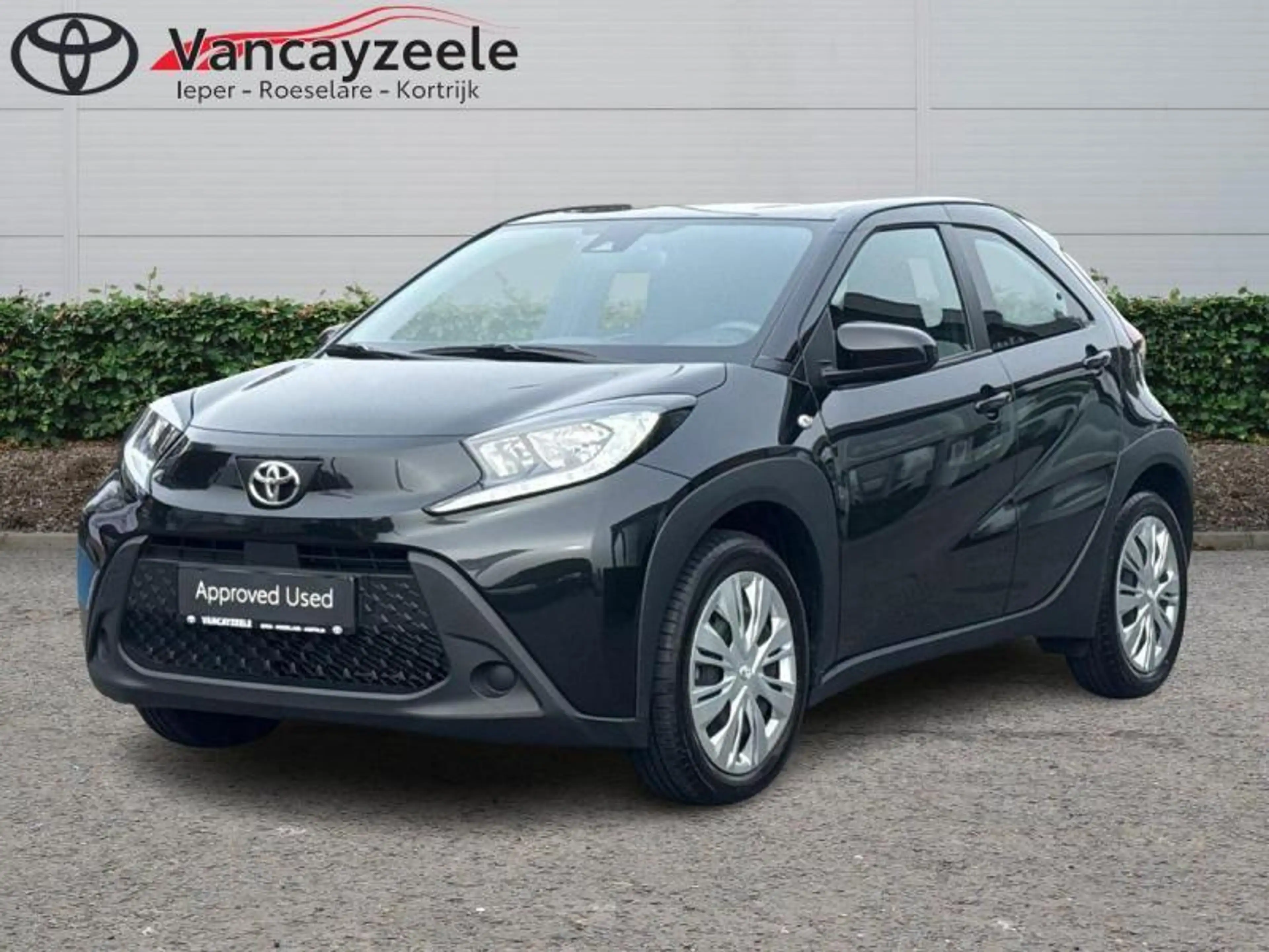 Toyota Aygo X play+camera+dab+carplay+androidauto — photo 8