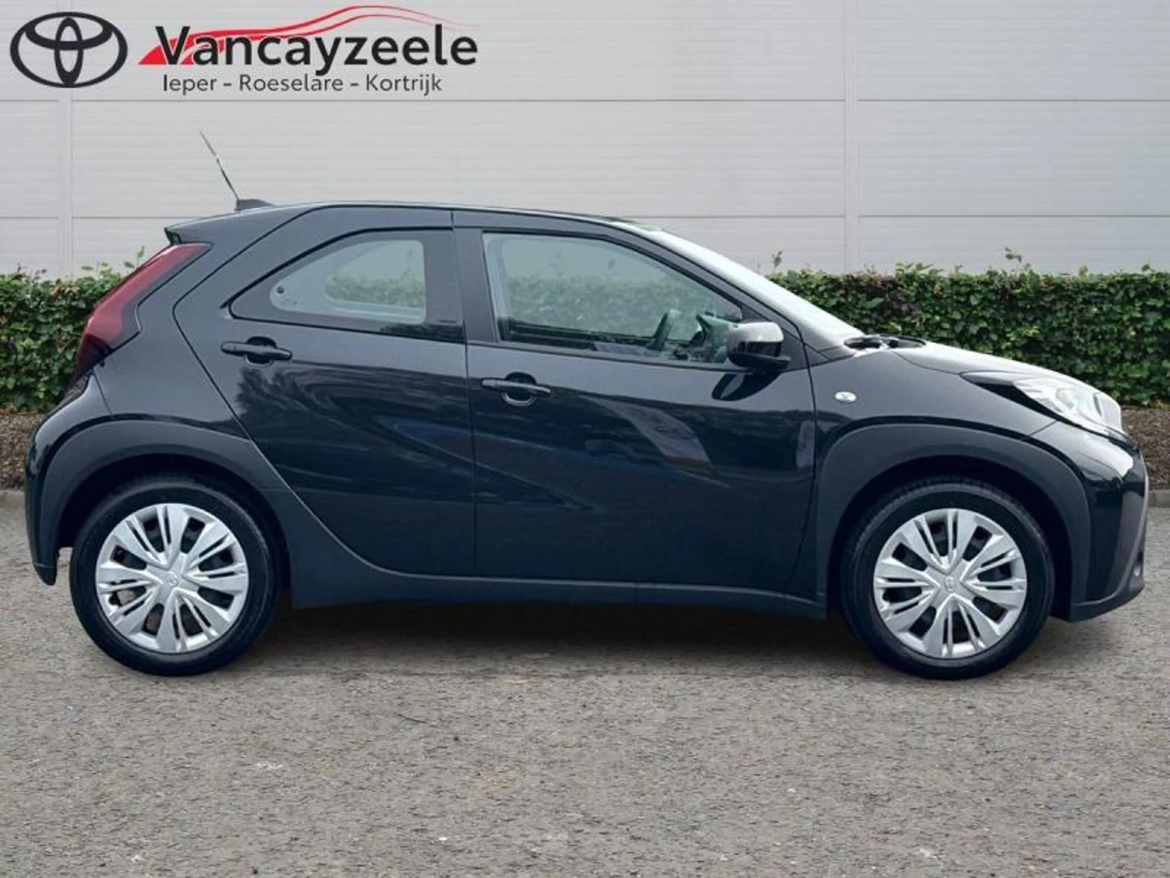 Toyota Aygo X play+camera+dab+carplay+androidauto