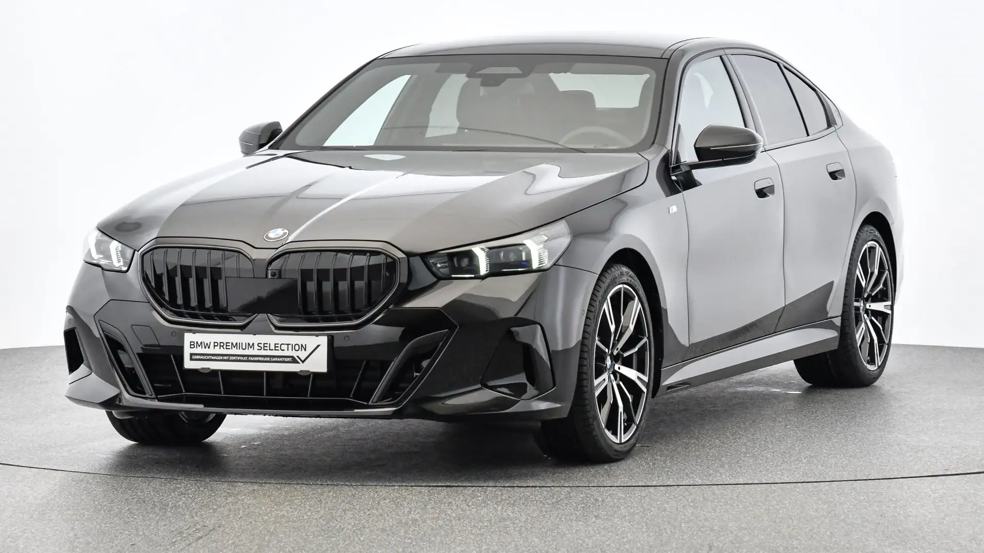 BMW 520 d xDrive Schwarz - 2