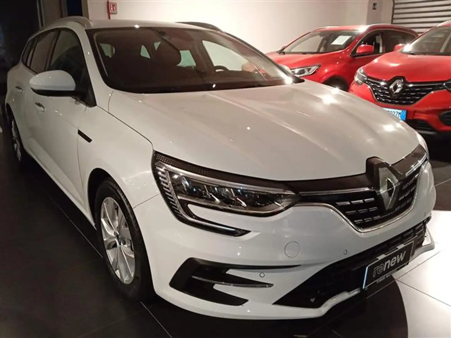 Renault Megane Sporter 1.6 E-Tech phev Business 160cv auto Bianco - 2