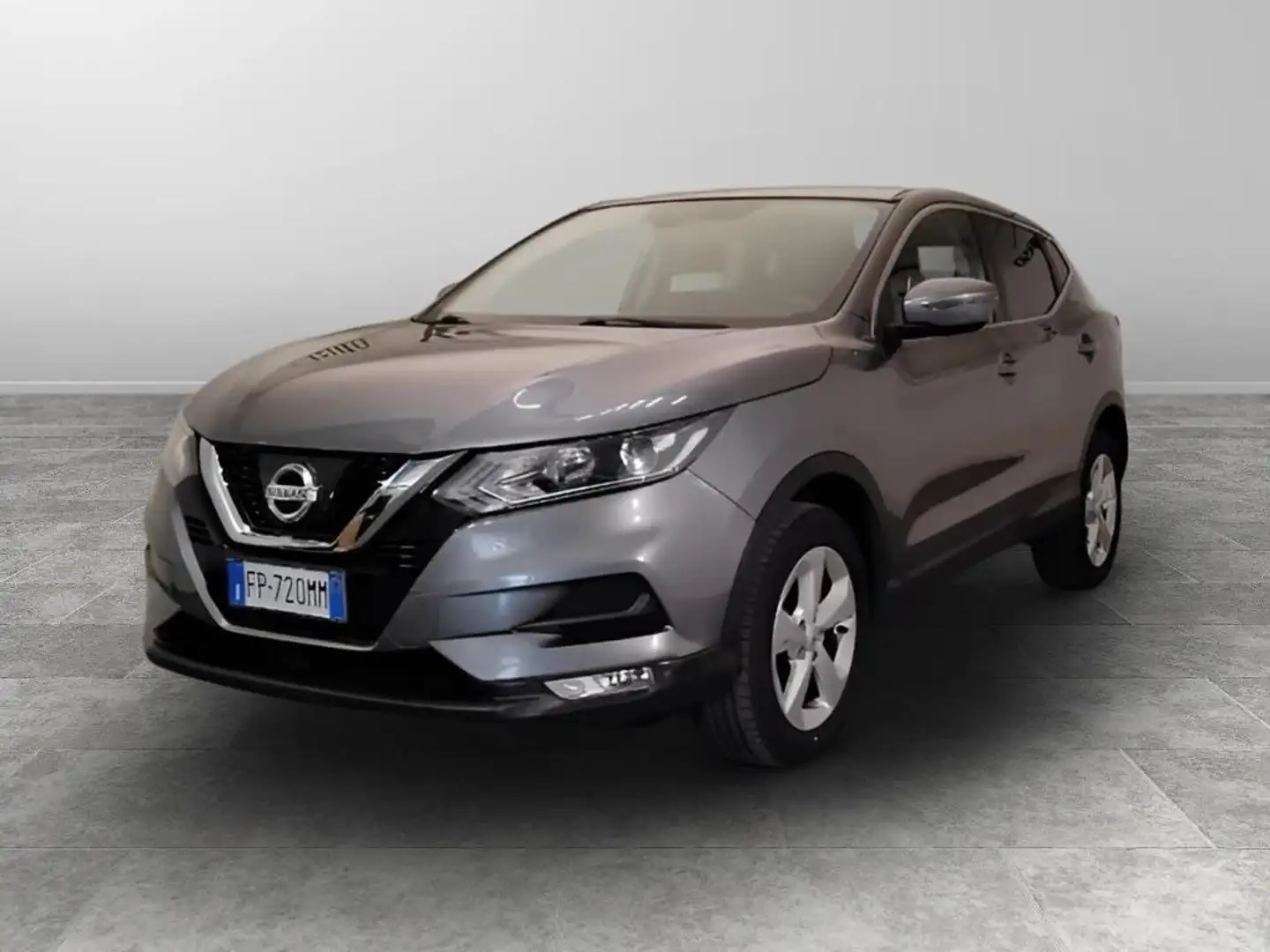 Nissan Qashqai 1.5 dci Business 110cv Grijs - 1