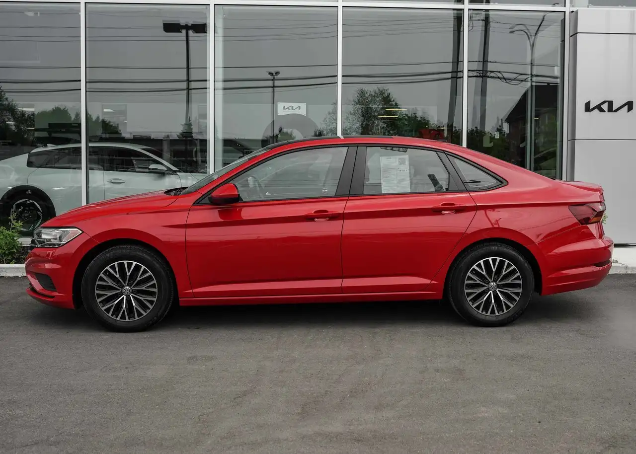 Volkswagen Jetta снимка Volkswagen Jetta