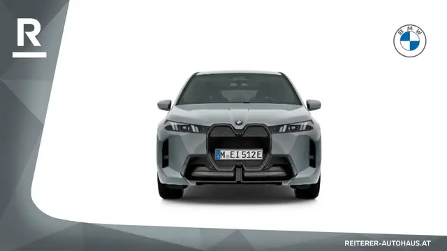 BMW Ix view 2
