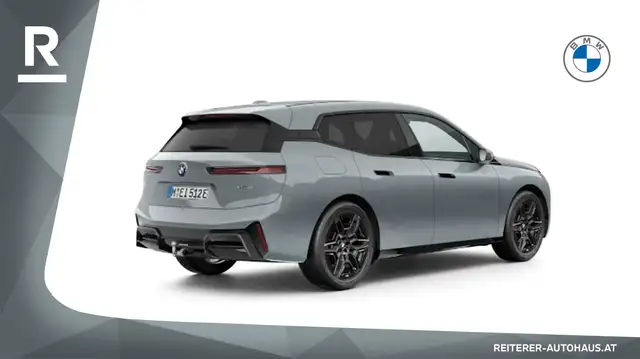 BMW Ix view 6