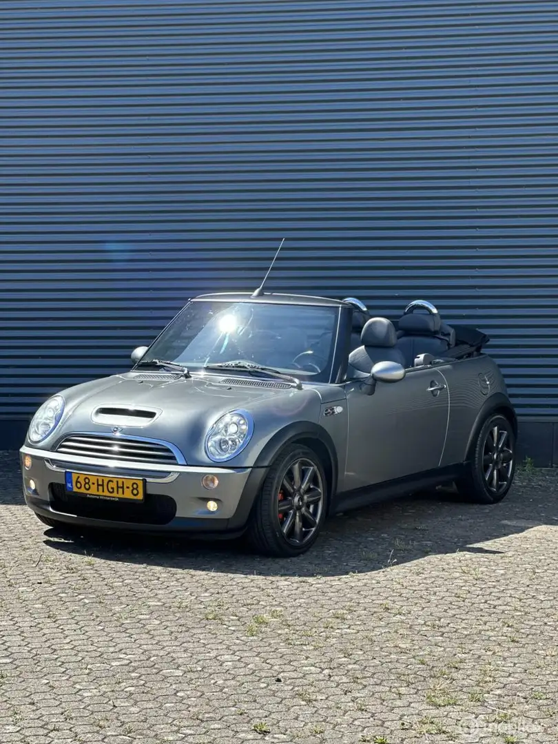 MINI Cooper S Cabrio 1.6 Grijs - 1