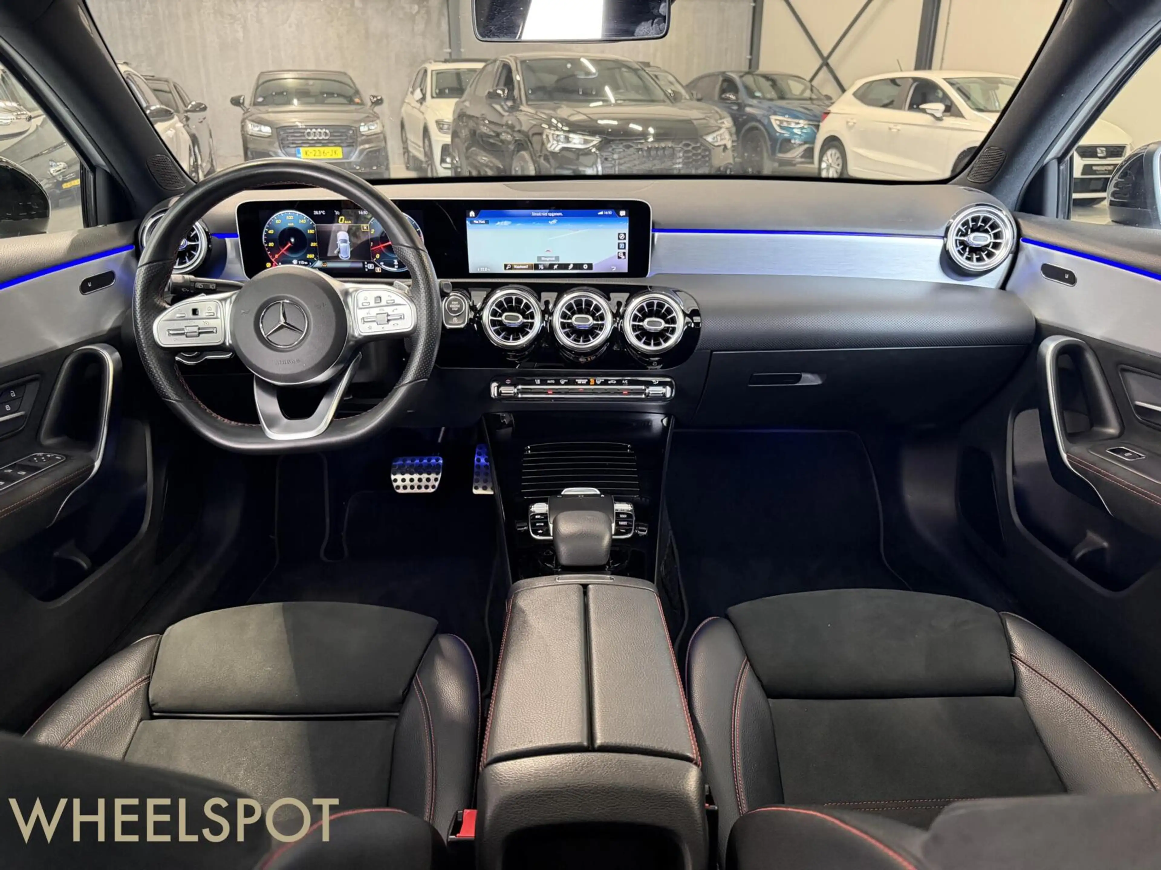 Mercedes-Benz A 220 AMG|Pano|Sfeerverlichting|Cruise|Camera — photo 9