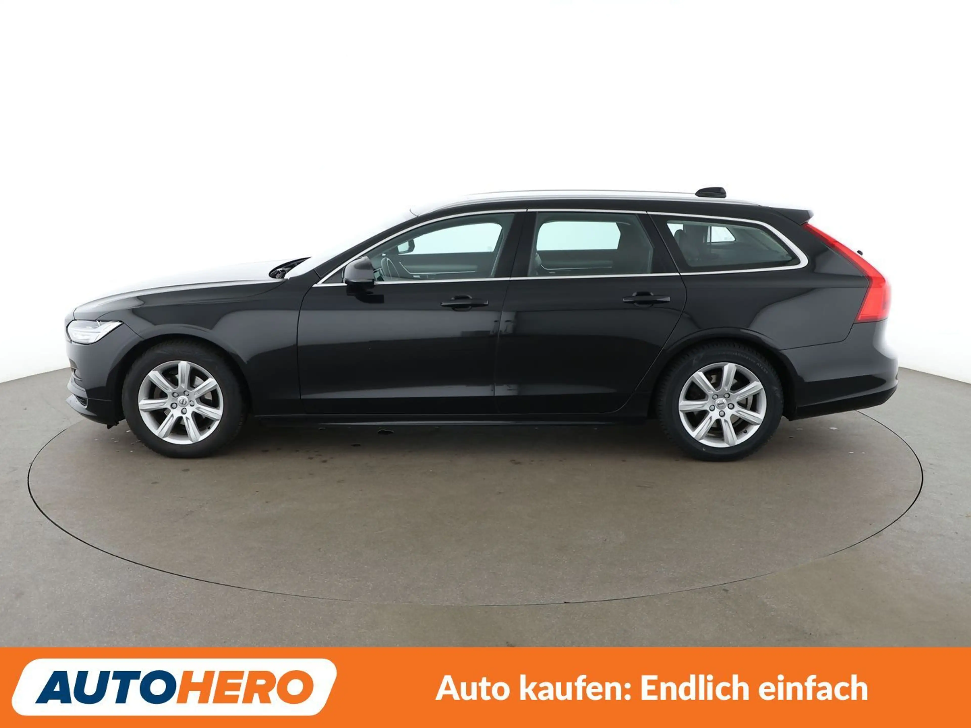 Volvo V90 2.0 D3 Momentum — photo 3