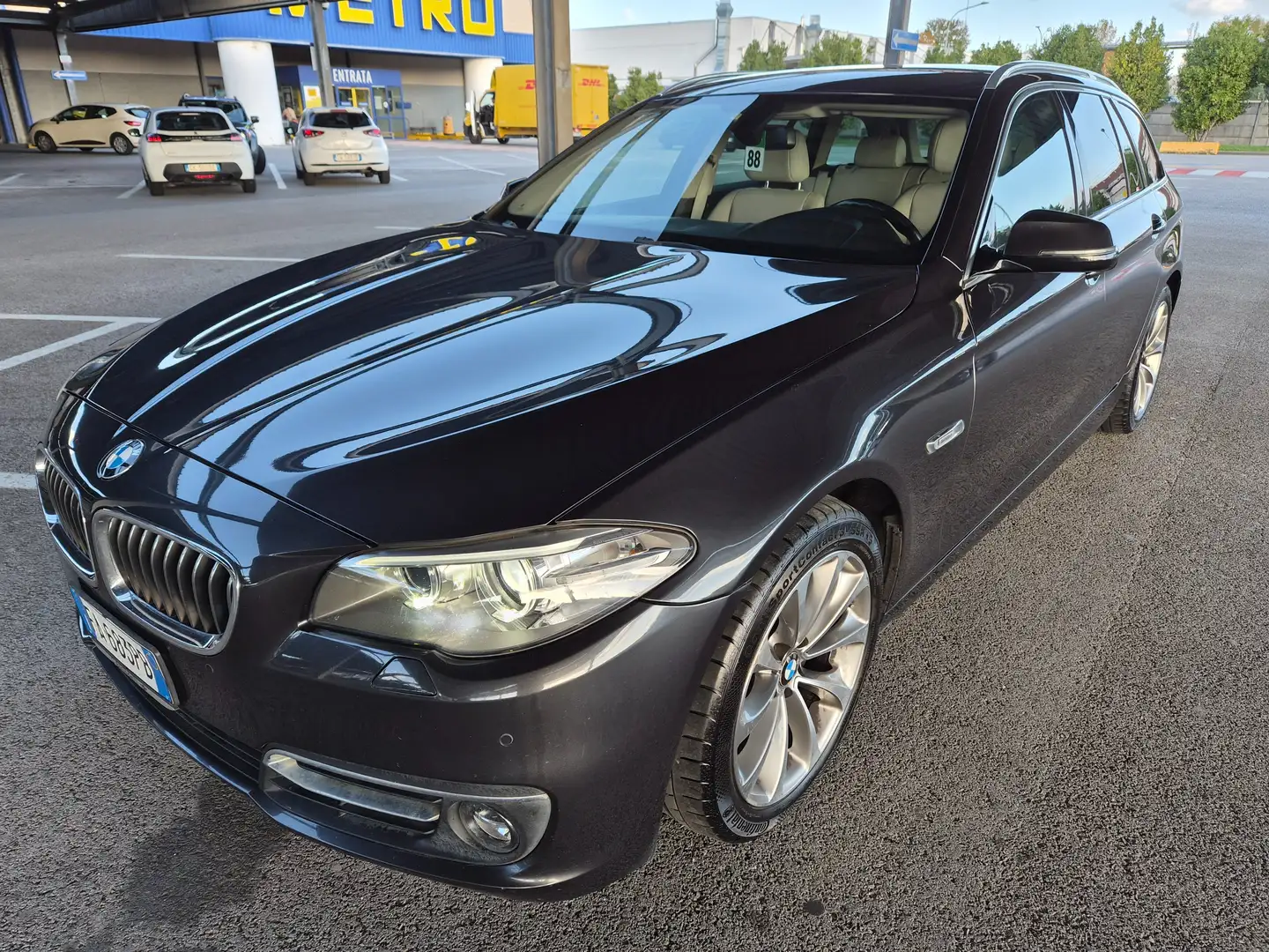 BMW 520 Serie 5 F11 Touring 520d Touring Luxury 190cv Grigio - 1