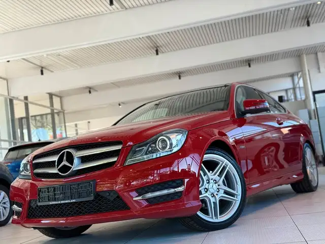 Mercedes-Benz C 250 Coupe C 250 CDI BlueEfficiency/PANORAMA/AMG-LINE
