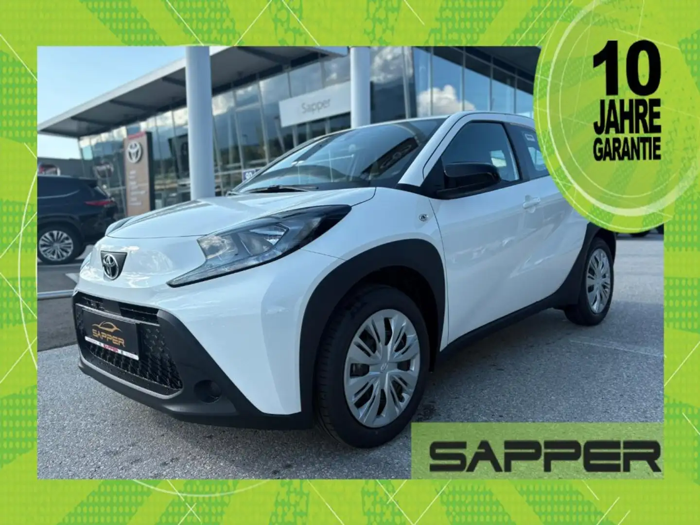 Toyota Aygo X 1,0 VVT-i Play Weiß - 1