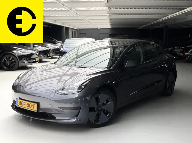 Tesla Model 3 Standard RWD Plus 60 kWh | Autopilot | Warmtepomp