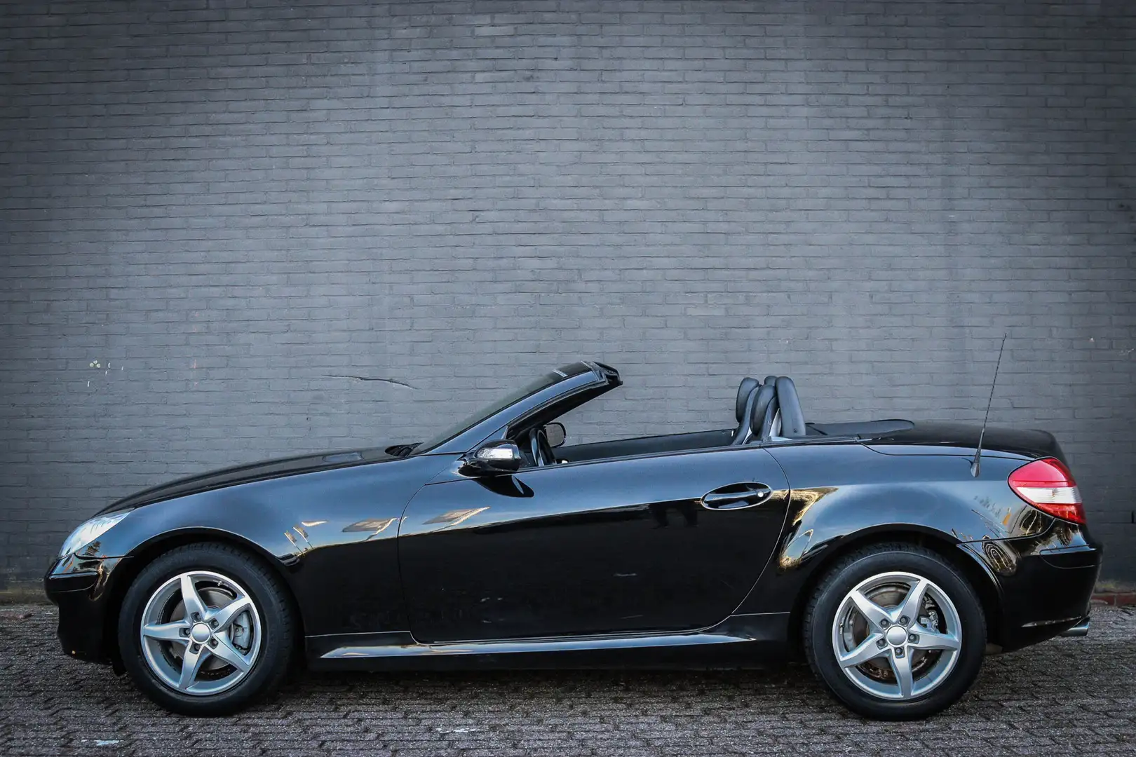 Mercedes-Benz SLK 200 K. Net binnen; Jouw droomauto? Noir - 2