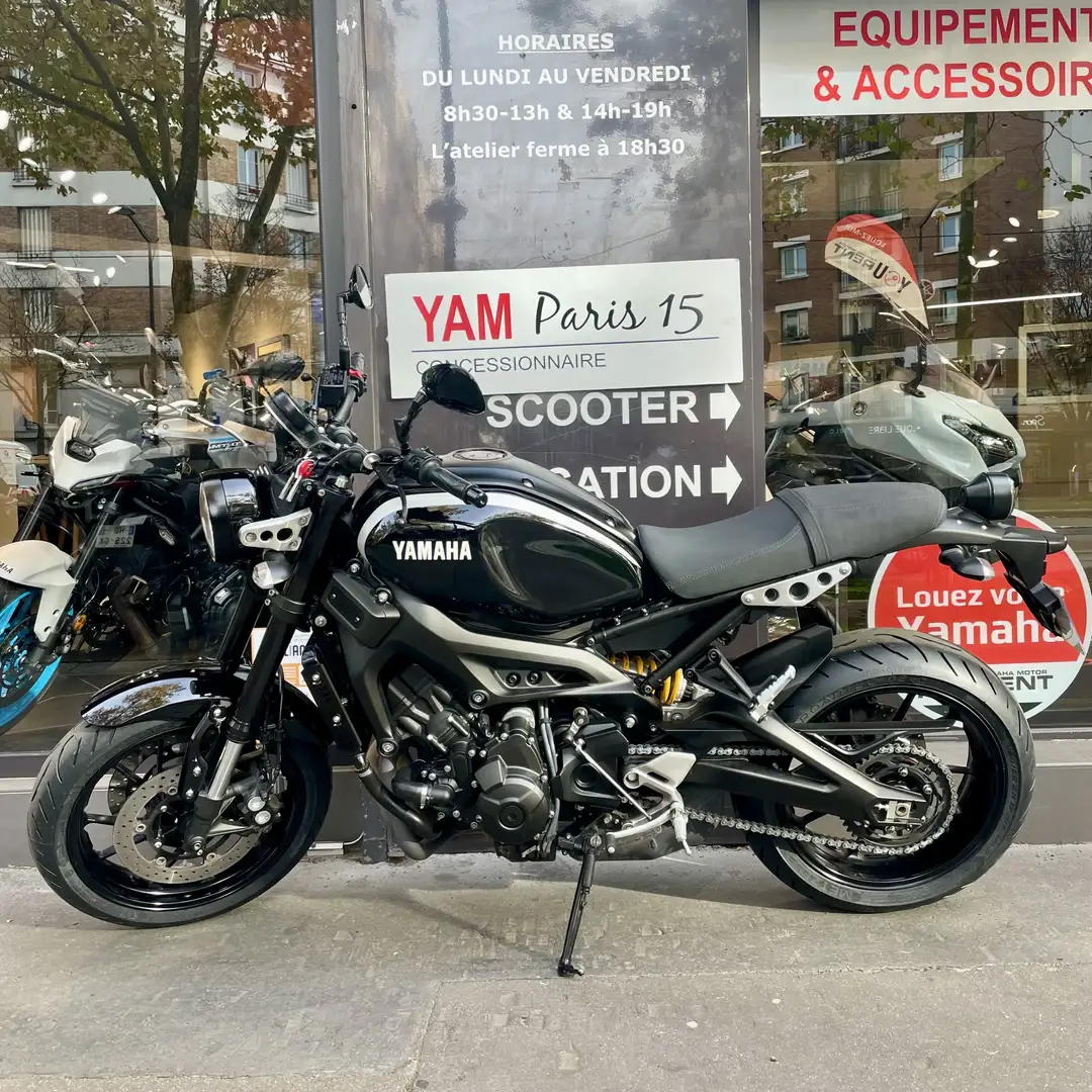 Yamaha XSR 900 Noir - 2